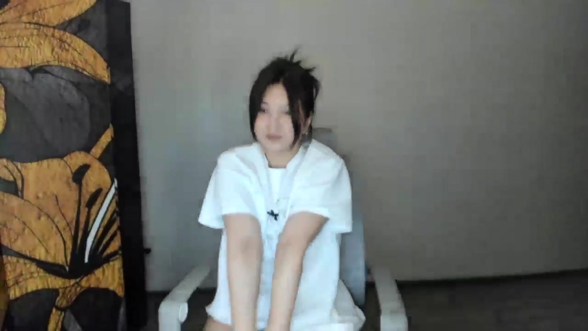 Gallery image thumbnail from Elfleurit's myfreecams stream on, 06/19/2024, 19:20 image 13 of 20