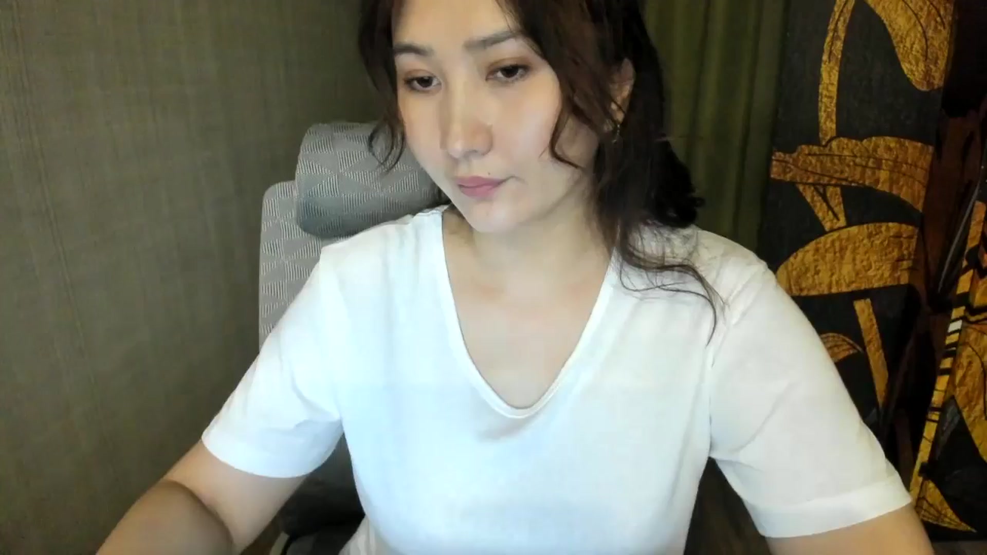 Gallery image thumbnail from Elfleurit's myfreecams stream on, 07/17/2024, 17:46 image 1 of 20