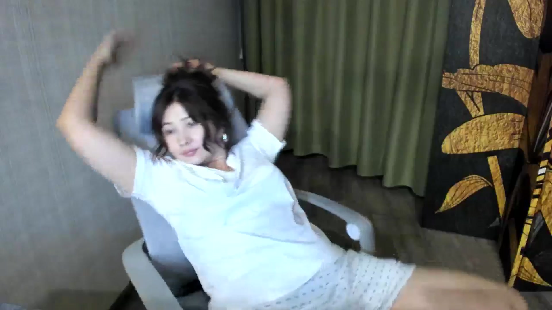 Gallery image thumbnail from Elfleurit's myfreecams stream on, 07/17/2024, 19:24 image 3 of 20
