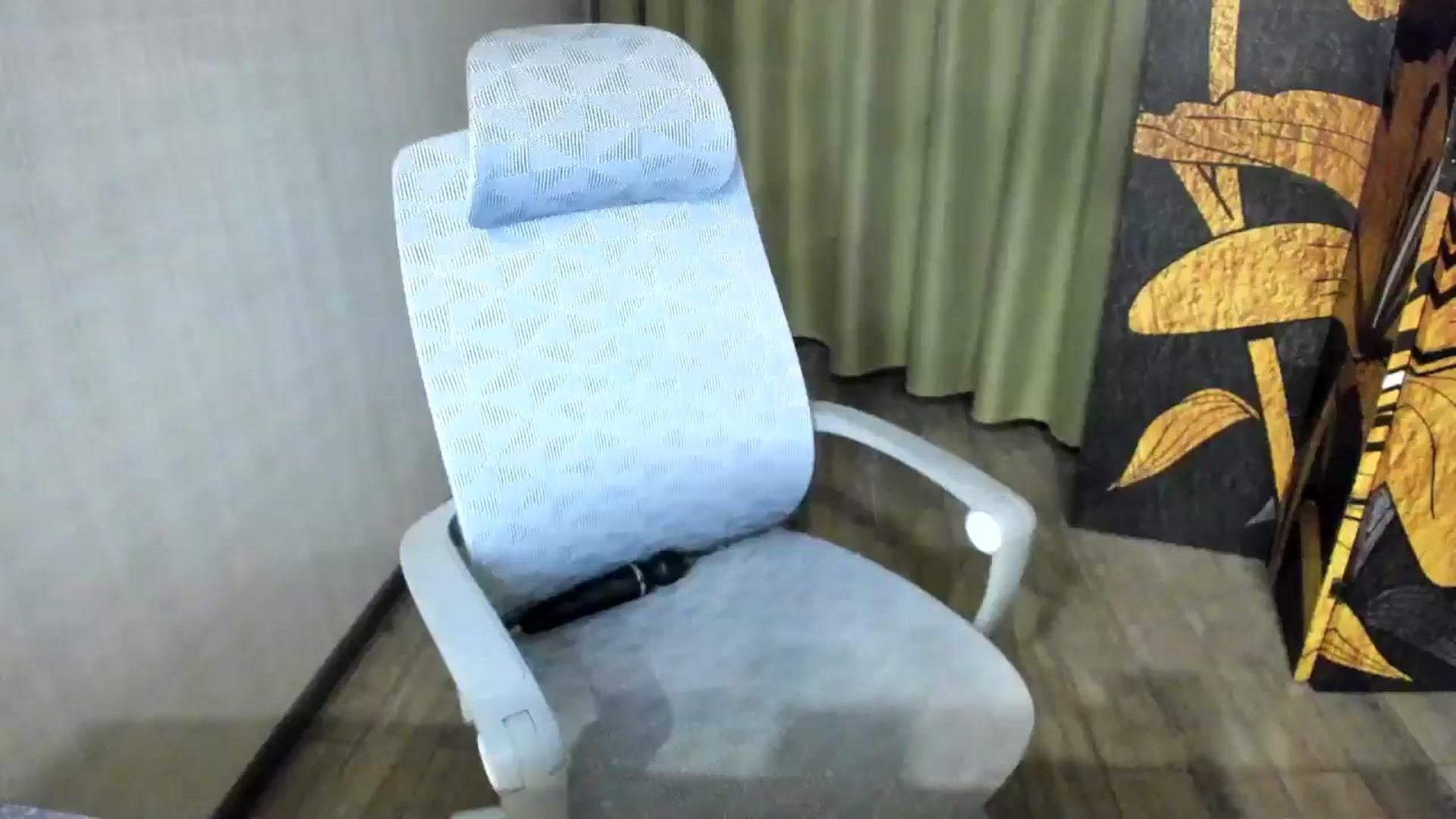 Gallery image thumbnail from Elfleurit's myfreecams stream on, 07/17/2024, 19:48 image 4 of 20