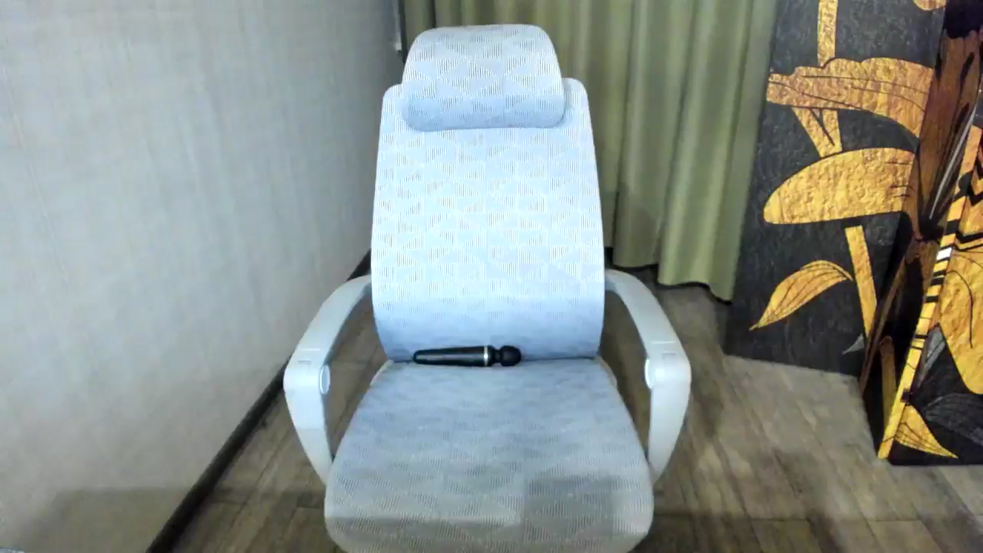 Gallery image thumbnail from Elfleurit's myfreecams stream on, 07/17/2024, 19:48 image 15 of 20