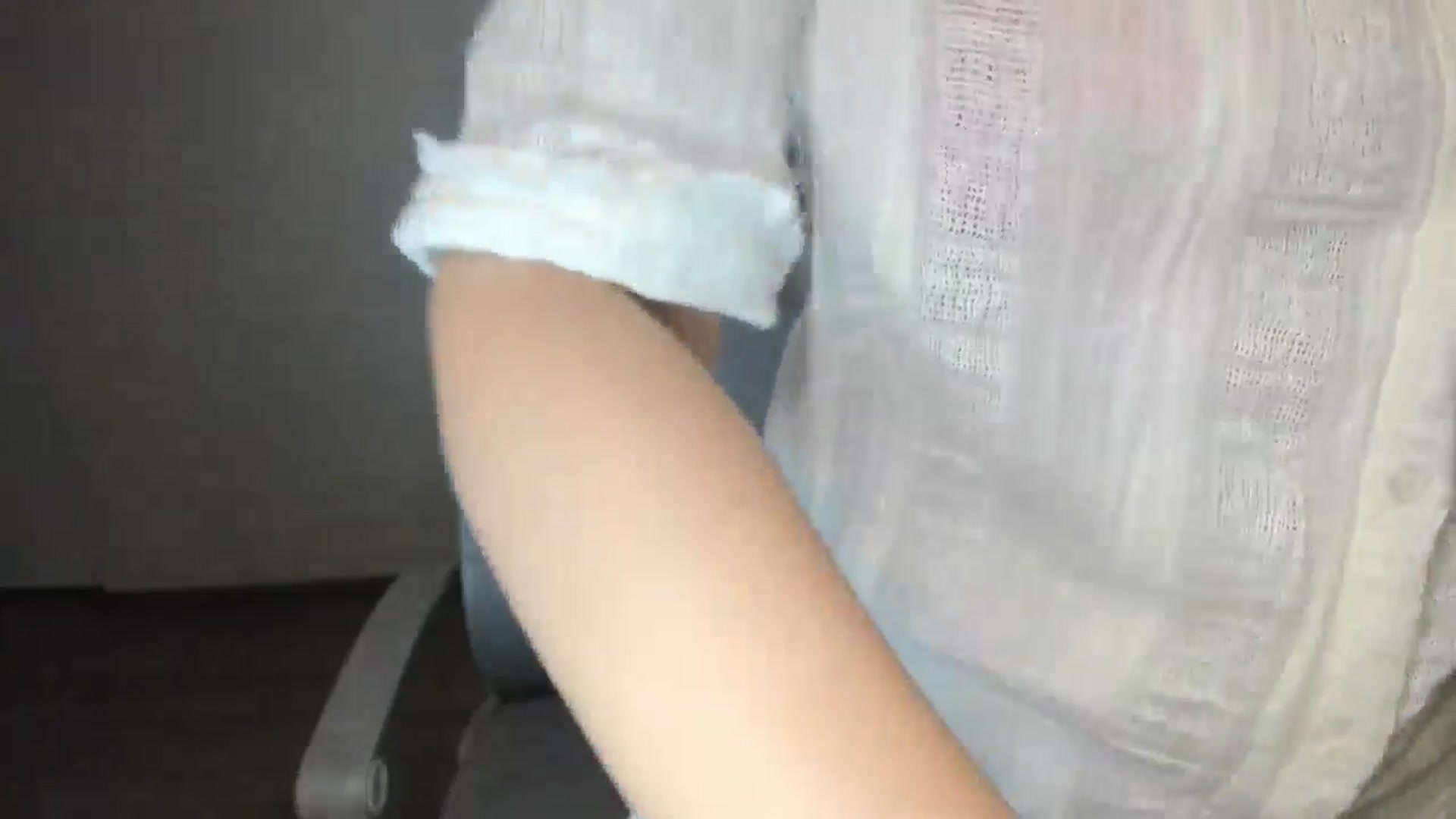 Gallery image thumbnail from Elfleurit's myfreecams stream on, 07/22/2024, 16:19 image 2 of 20