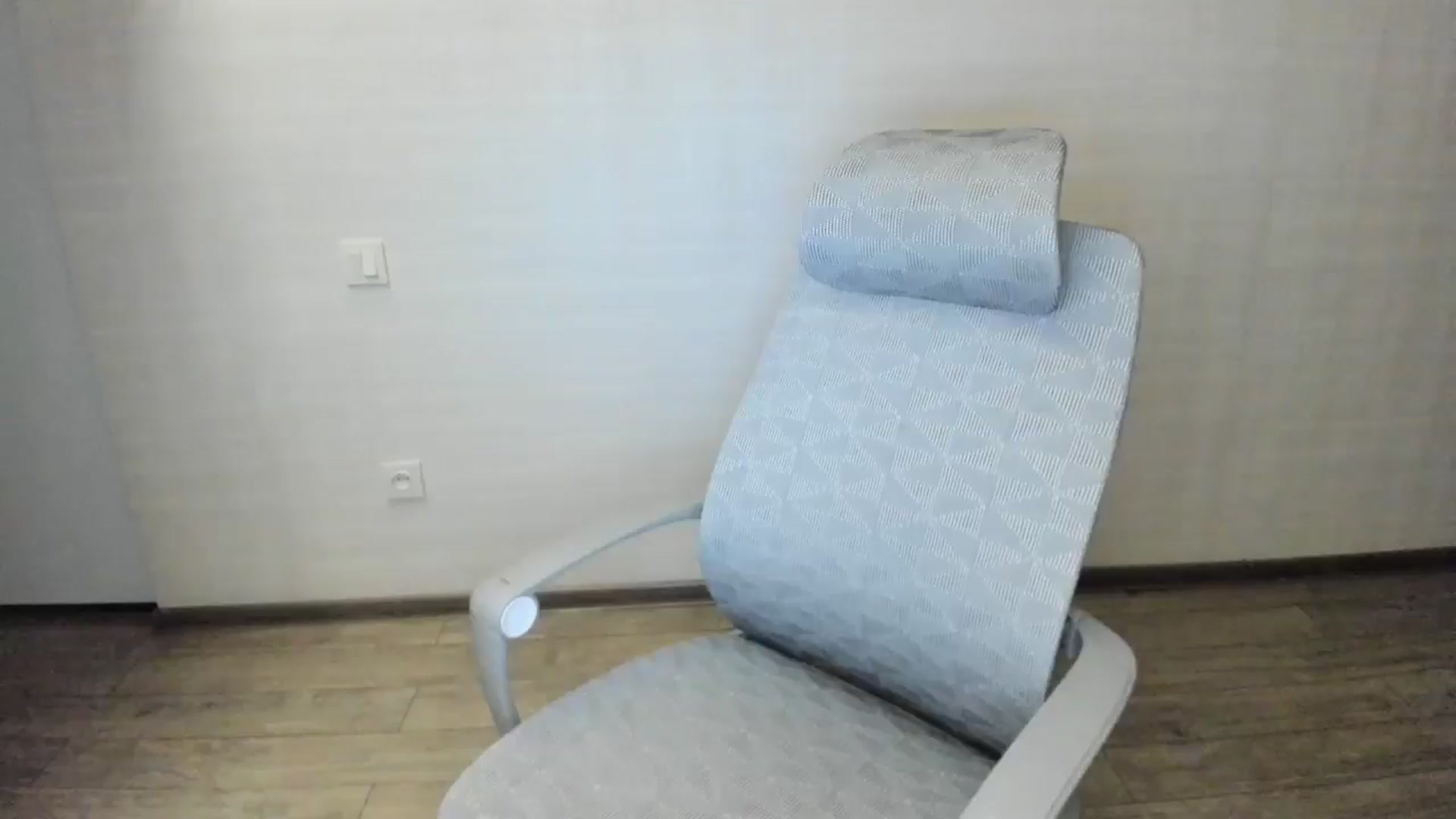 Gallery image thumbnail from Elfleurit's myfreecams stream on, 07/22/2024, 17:13 image 19 of 20