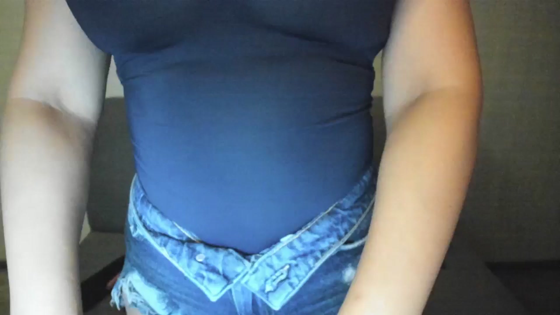 Gallery image thumbnail from Elfleurit's myfreecams stream on, 08/18/2024, 21:34 image 11 of 20