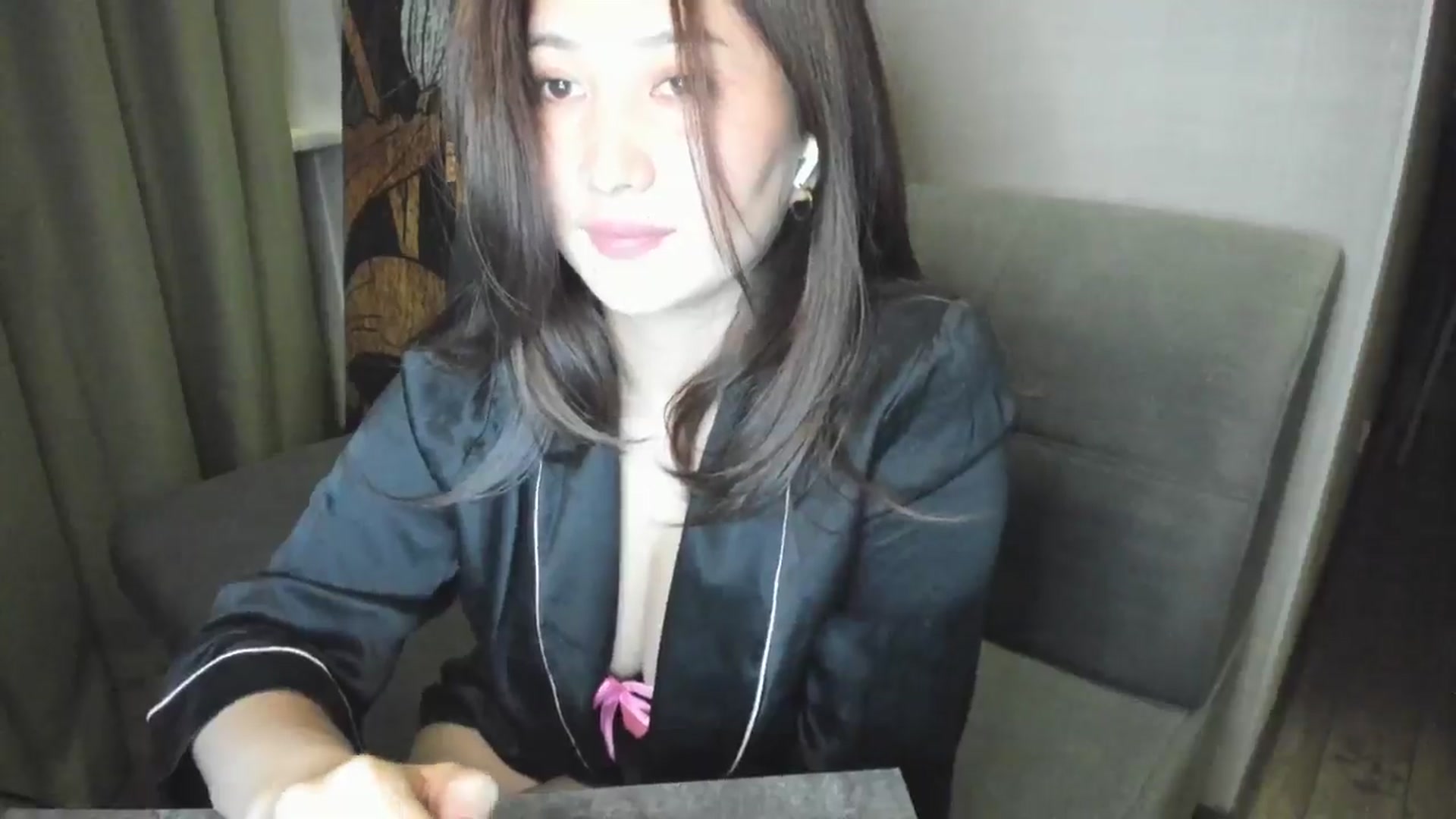 Gallery image thumbnail from Elfleurit's myfreecams stream on, 09/21/2024, 23:51 image 10 of 20