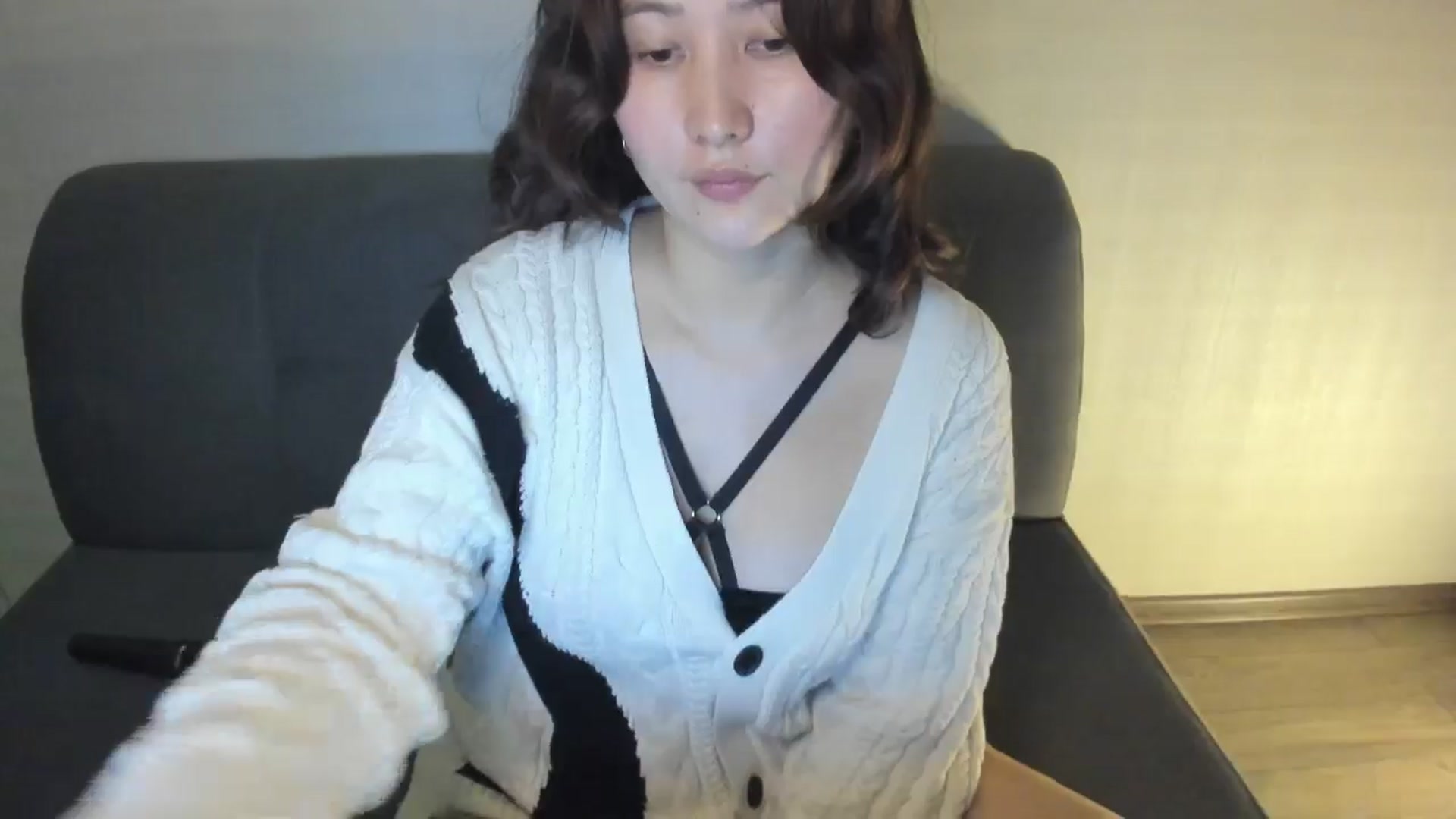 Gallery image thumbnail from Elfleurit's myfreecams stream on, 09/29/2024, 22:07 image 2 of 20
