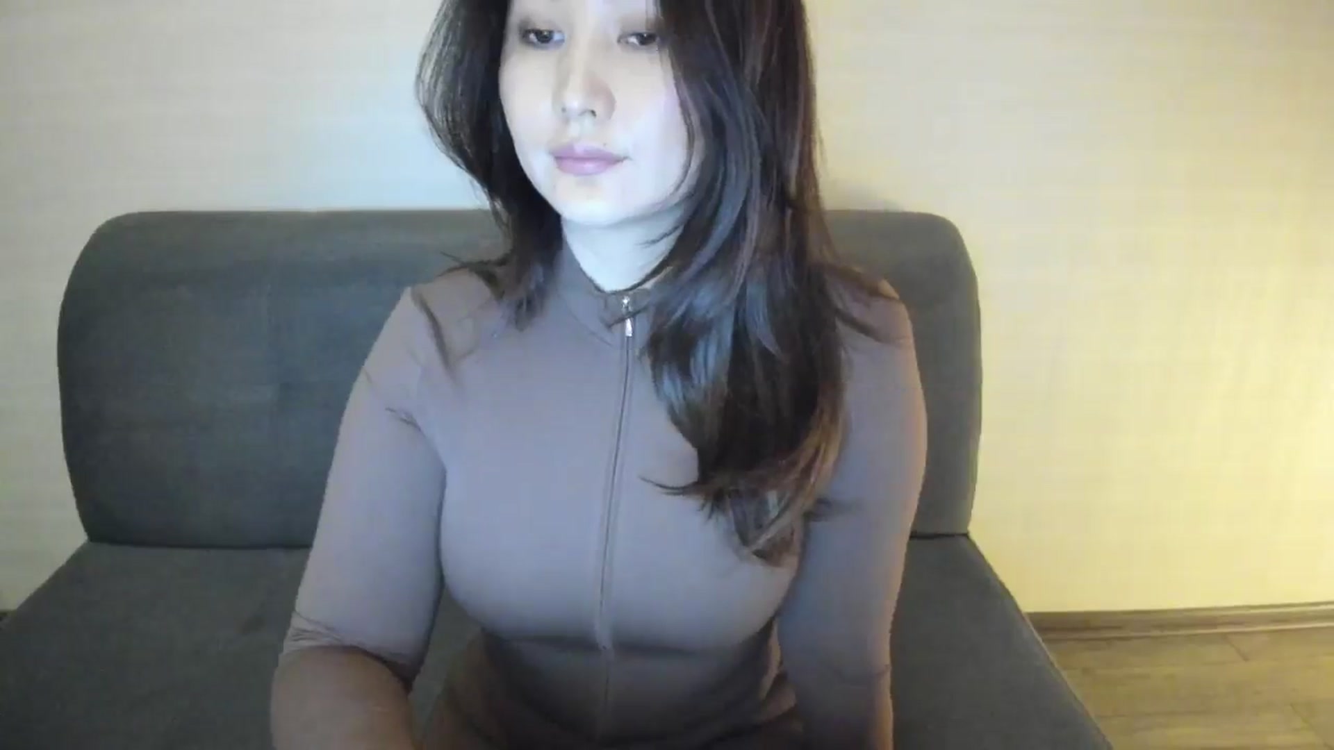Gallery image thumbnail from Elfleurit's myfreecams stream on, 10/16/2024, 19:57 image 14 of 20