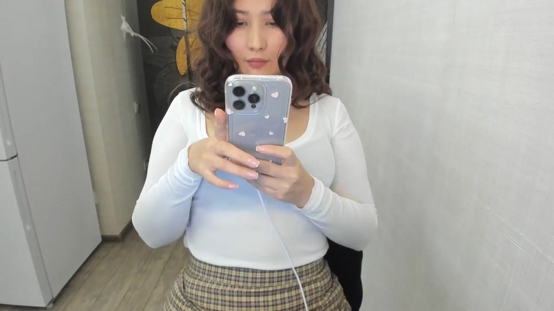 Gallery image thumbnail from Elfleurit's myfreecams stream on, 10/17/2024, 22:34 image 20 of 20