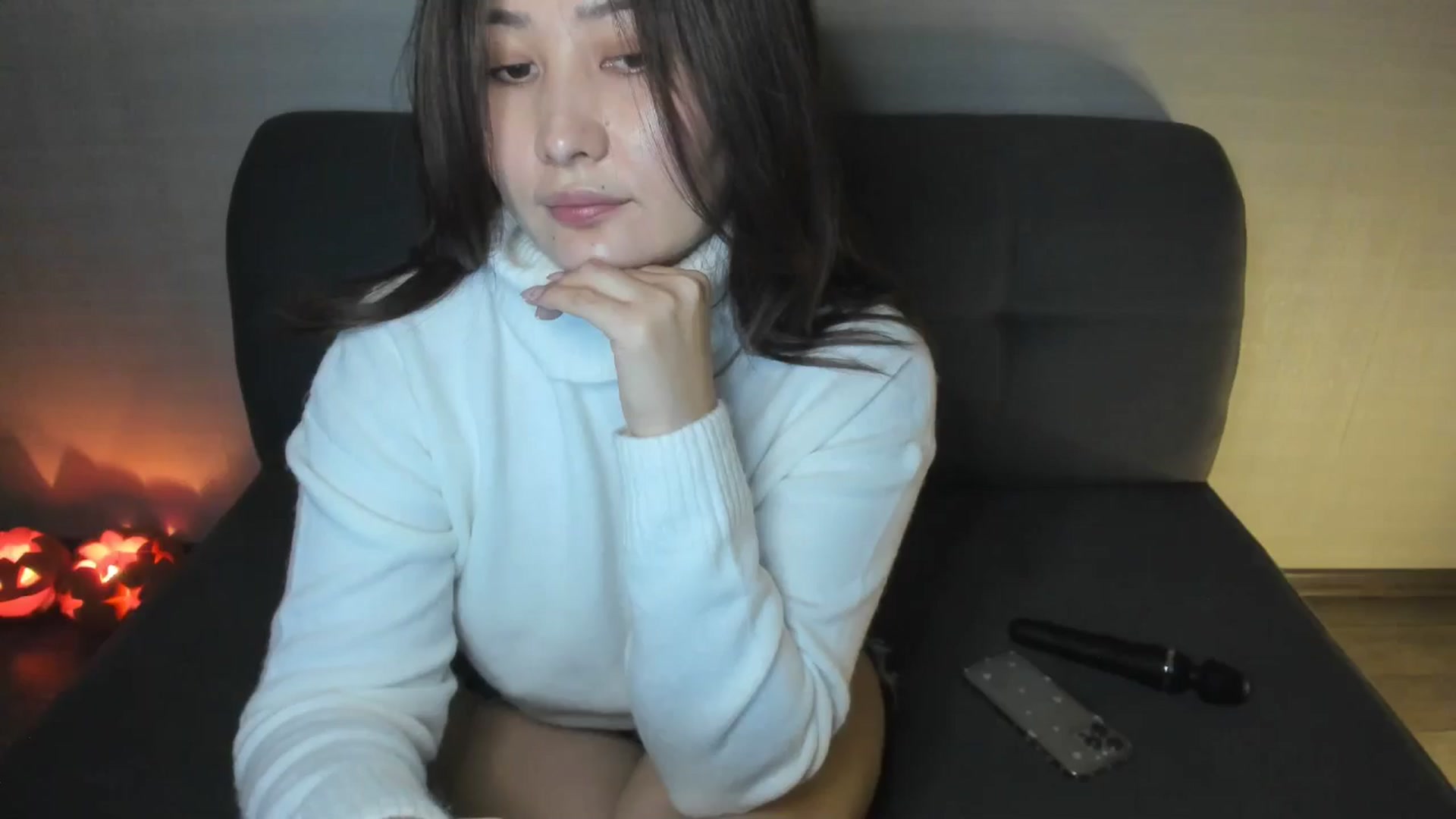 Gallery image thumbnail from Elfleurit's myfreecams stream on, 10/24/2024, 24:04 image 7 of 20