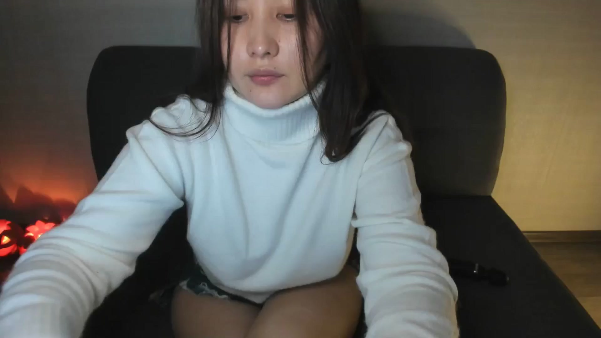 Gallery image thumbnail from Elfleurit's myfreecams stream on, 10/24/2024, 24:04 image 9 of 20