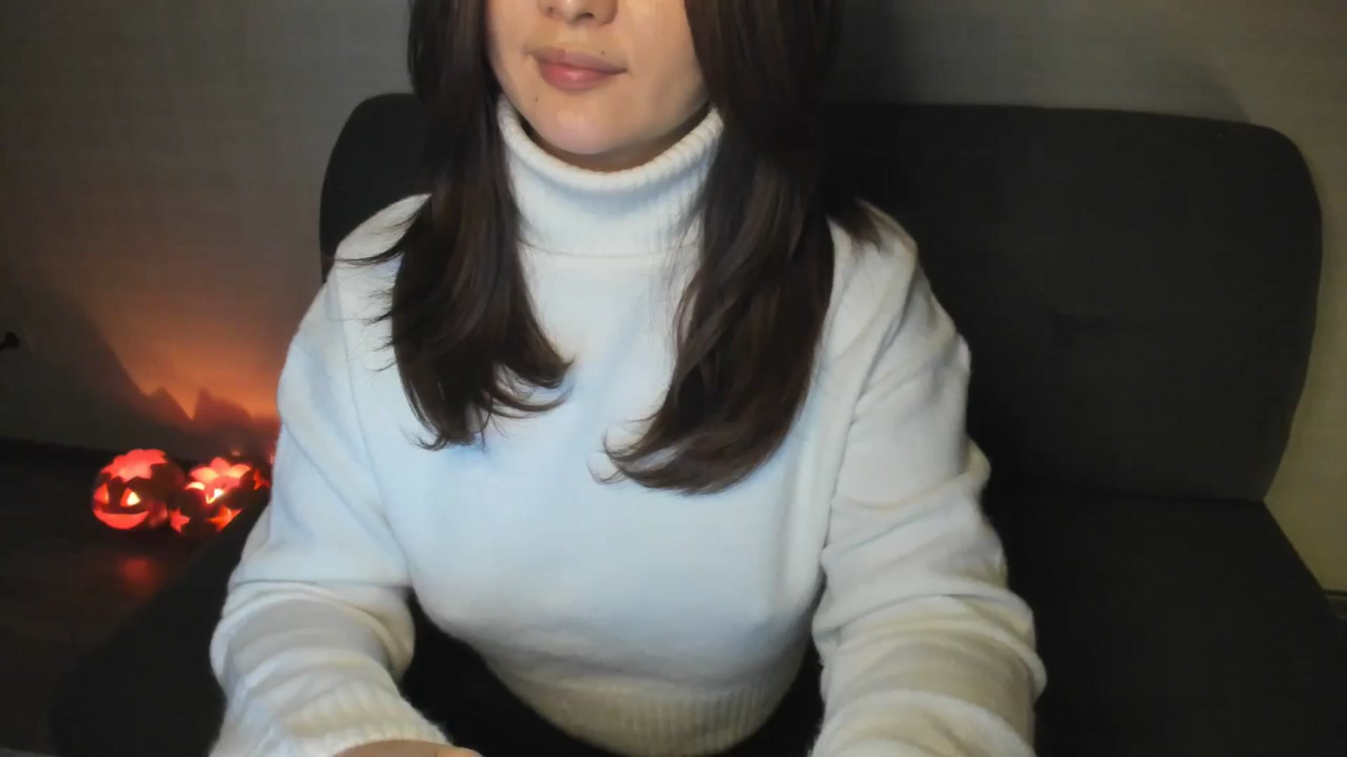 Gallery image thumbnail from Elfleurit's myfreecams stream on, 10/24/2024, 01:19 image 6 of 20