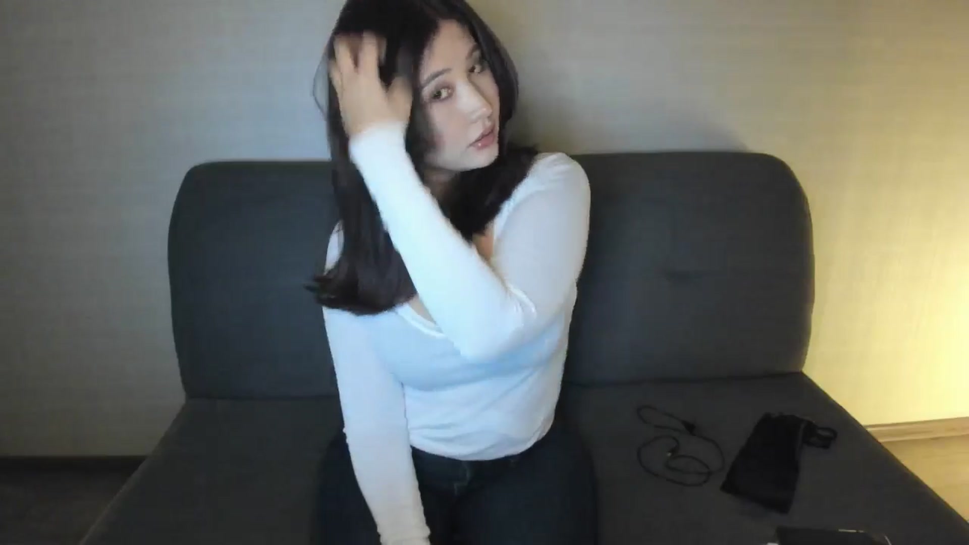 Gallery image thumbnail from Elfleurit's myfreecams stream on, 10/27/2024, 19:26 image 7 of 20