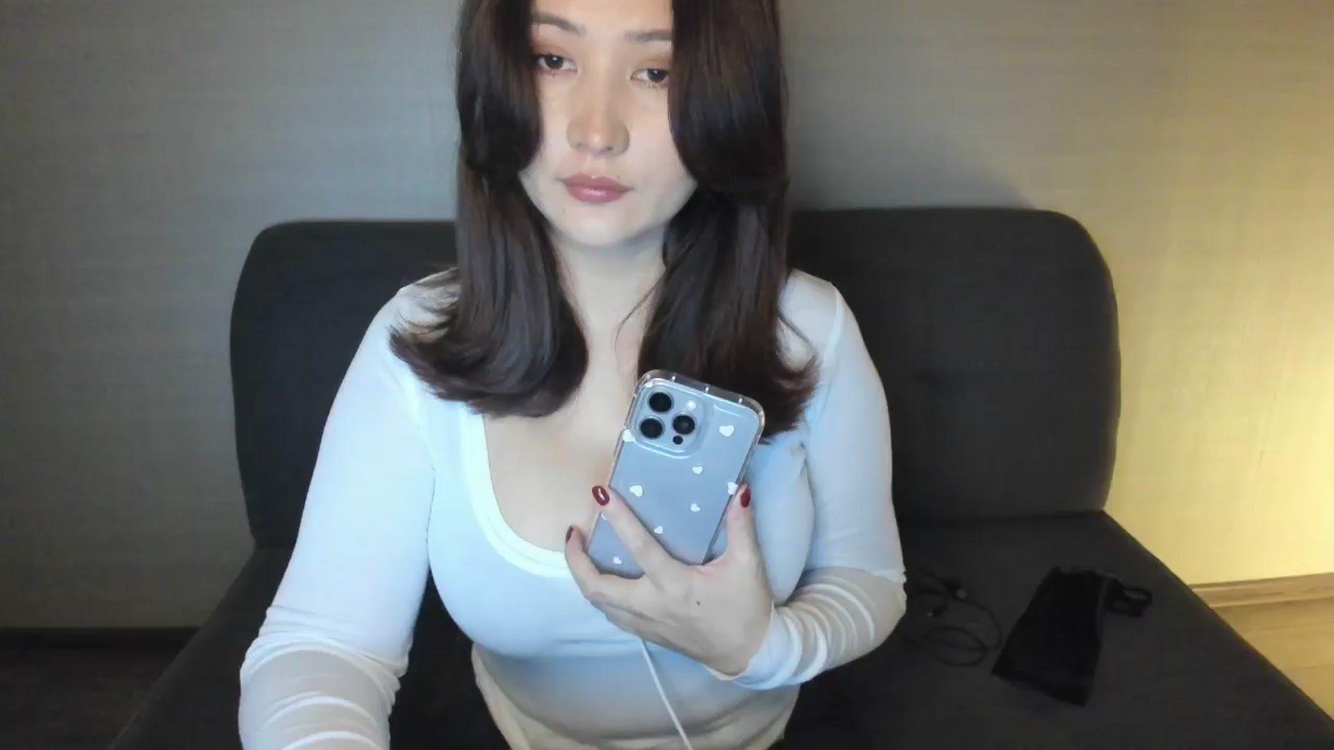 Gallery image thumbnail from Elfleurit's myfreecams stream on, 10/27/2024, 19:26 image 1 of 20