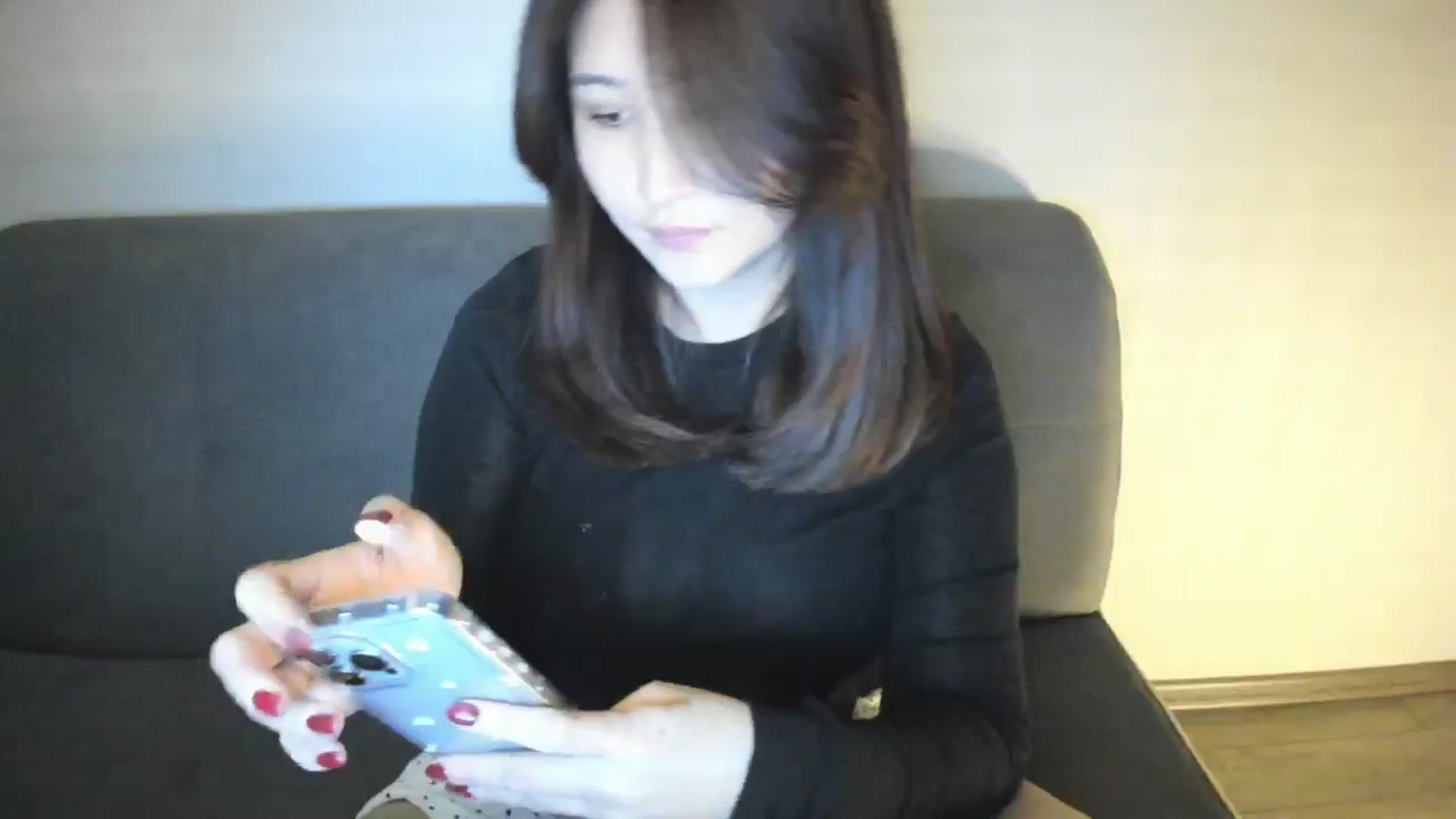 Gallery image thumbnail from Elfleurit's myfreecams stream on, 11/03/2024, 23:05 image 10 of 20