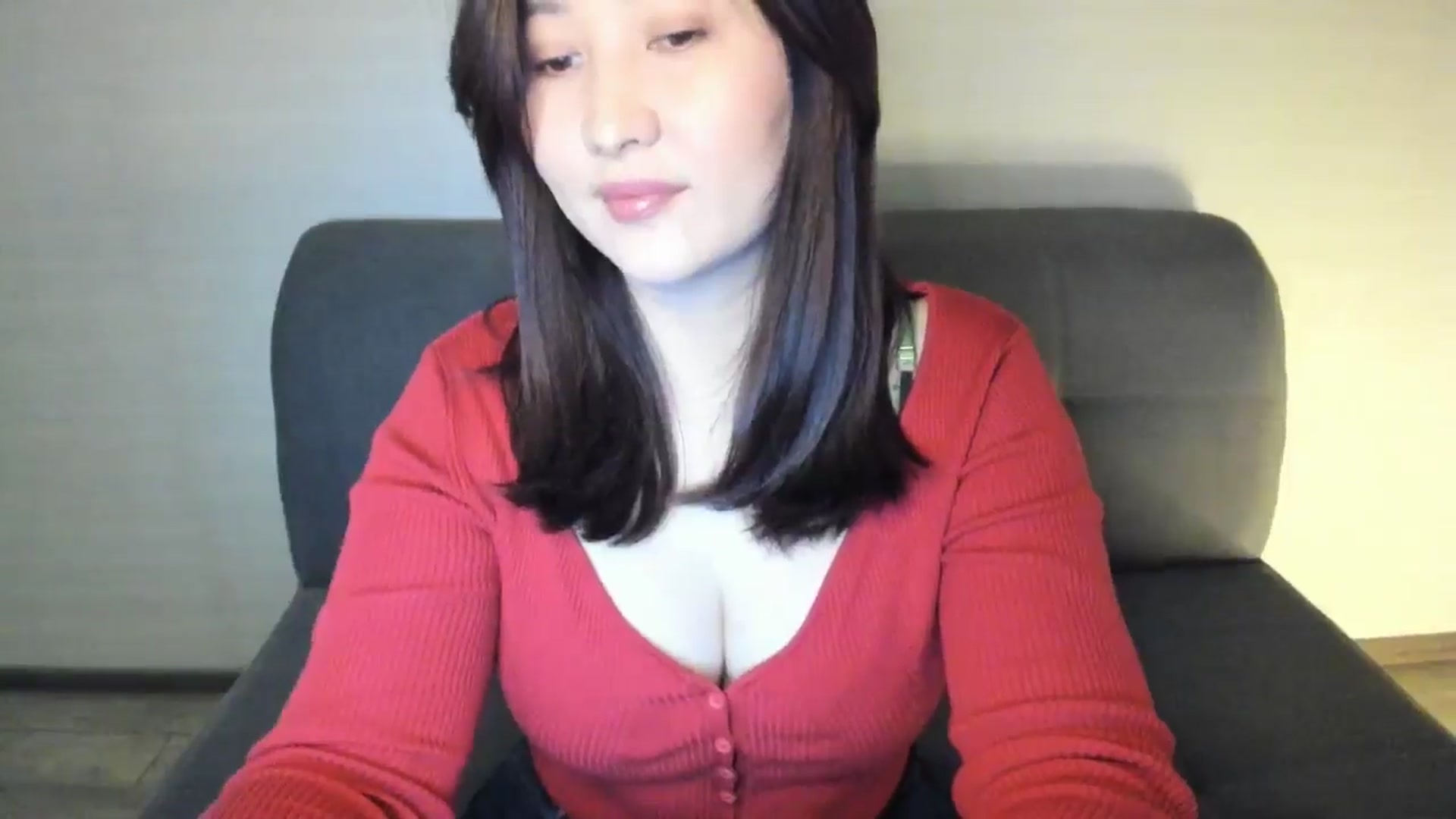 Gallery image thumbnail from Elfleurit's myfreecams stream on, 11/11/2024, 23:37 image 4 of 20