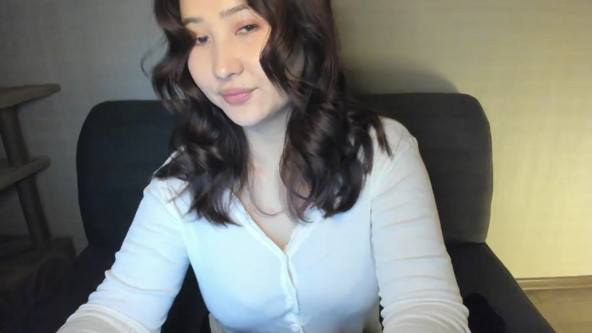 Gallery image thumbnail from Elfleurit's myfreecams stream on, 11/25/2024, 01:00 image 5 of 20