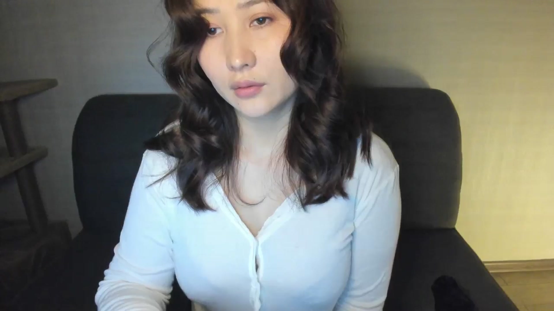Gallery image thumbnail from Elfleurit's myfreecams stream on, 11/25/2024, 01:00 image 4 of 20