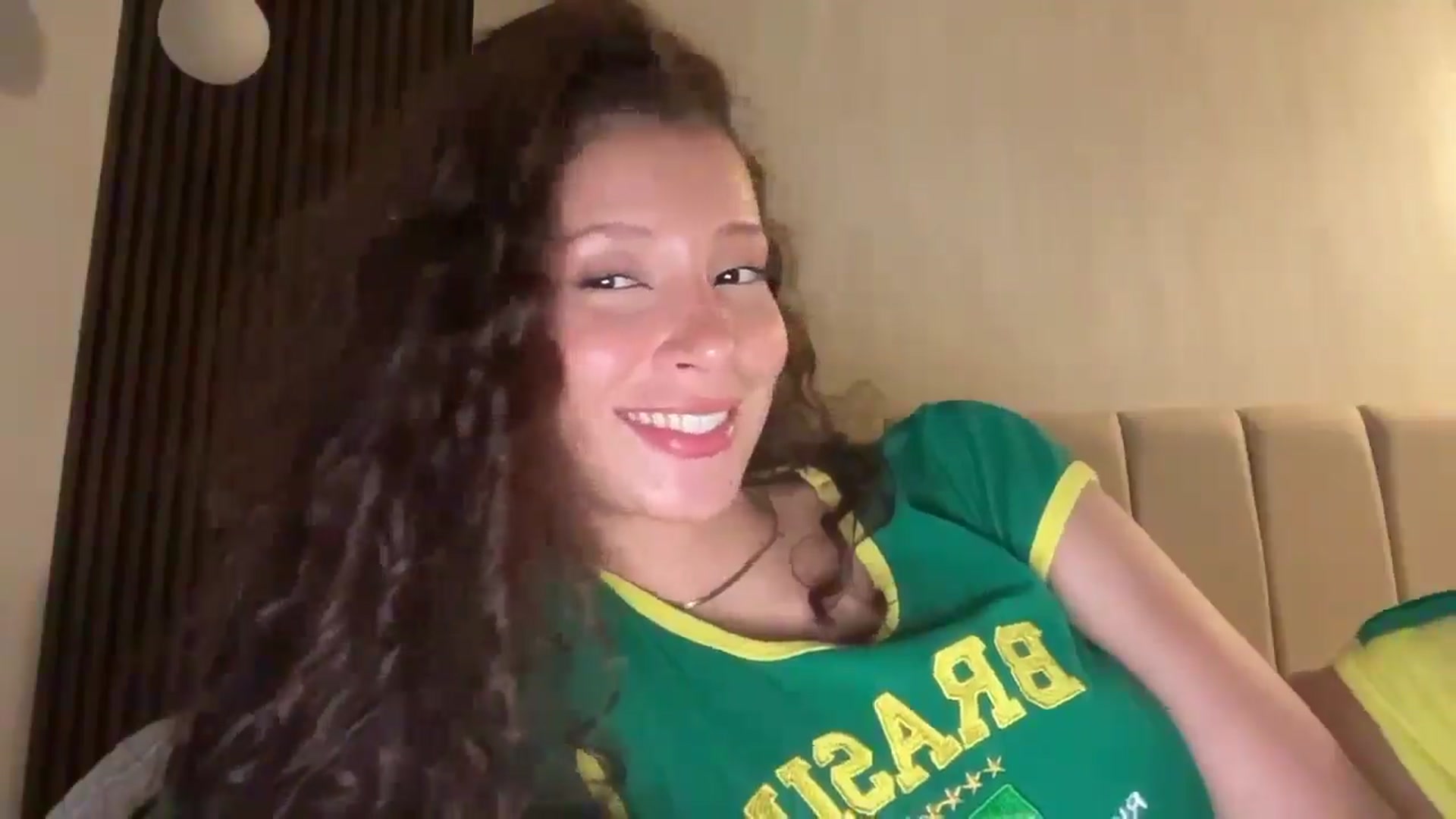 Gallery image thumbnail from ElianaCruz's myfreecams stream on, 02/13/2026, 02:46 image 4 of 20