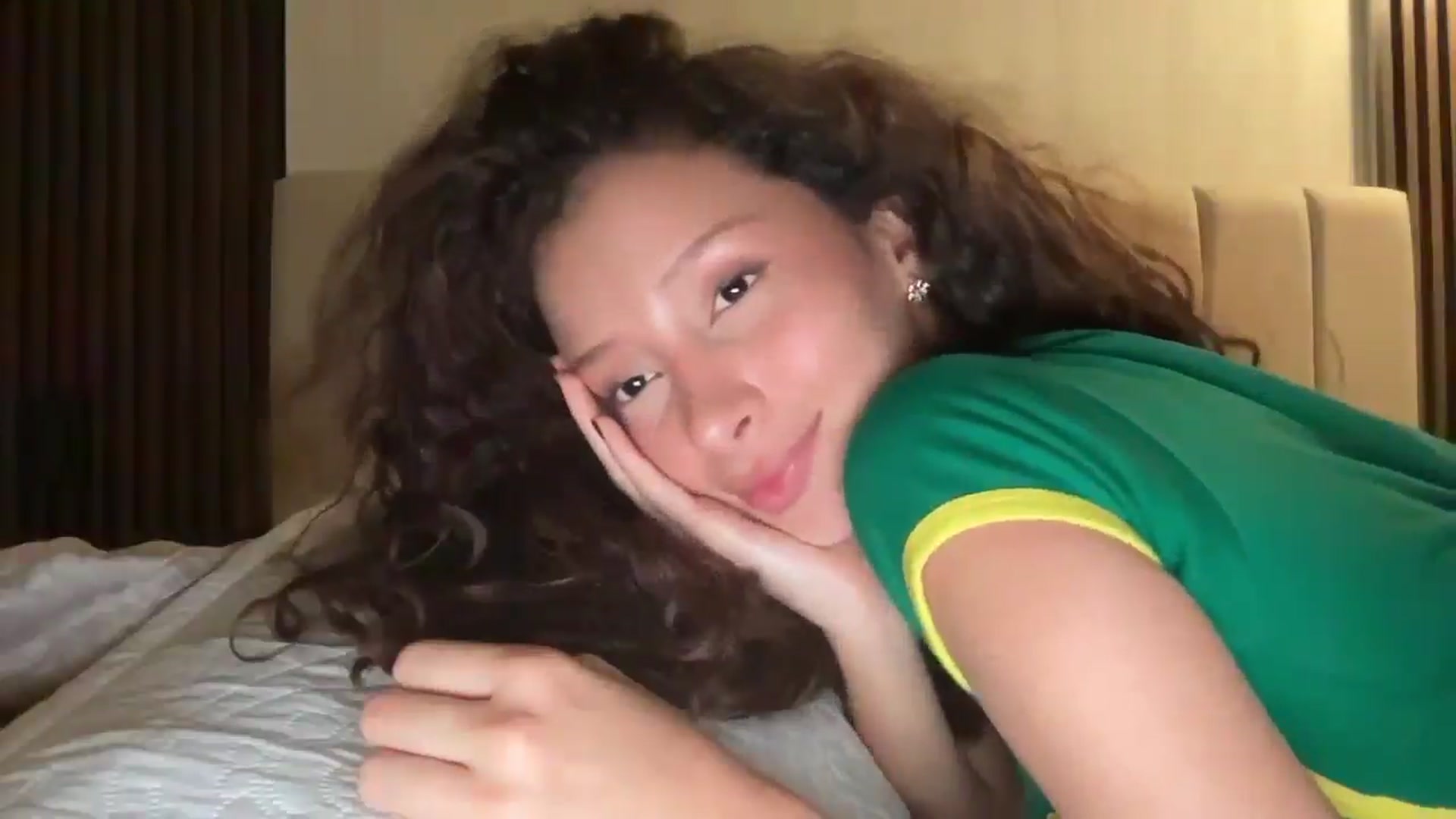 Gallery image thumbnail from ElianaCruz's myfreecams stream on, 02/13/2026, 02:46 image 18 of 20