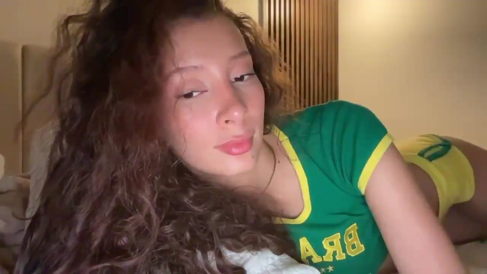 Gallery image thumbnail from ElianaCruz's myfreecams stream on, 02/13/2026, 02:46 image 20 of 20
