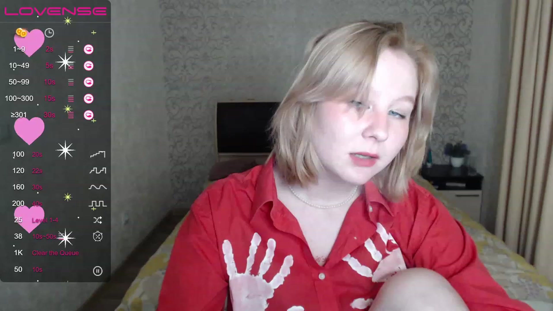 Gallery image thumbnail from Eliemalkovich's myfreecams stream on, 04/24/2023, 18:29 image 7 of 20