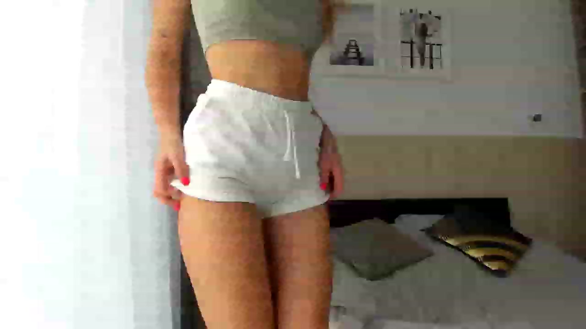 Gallery image thumbnail from EliinaGreen's myfreecams stream on, 03/11/2023, 11:46 image 19 of 20