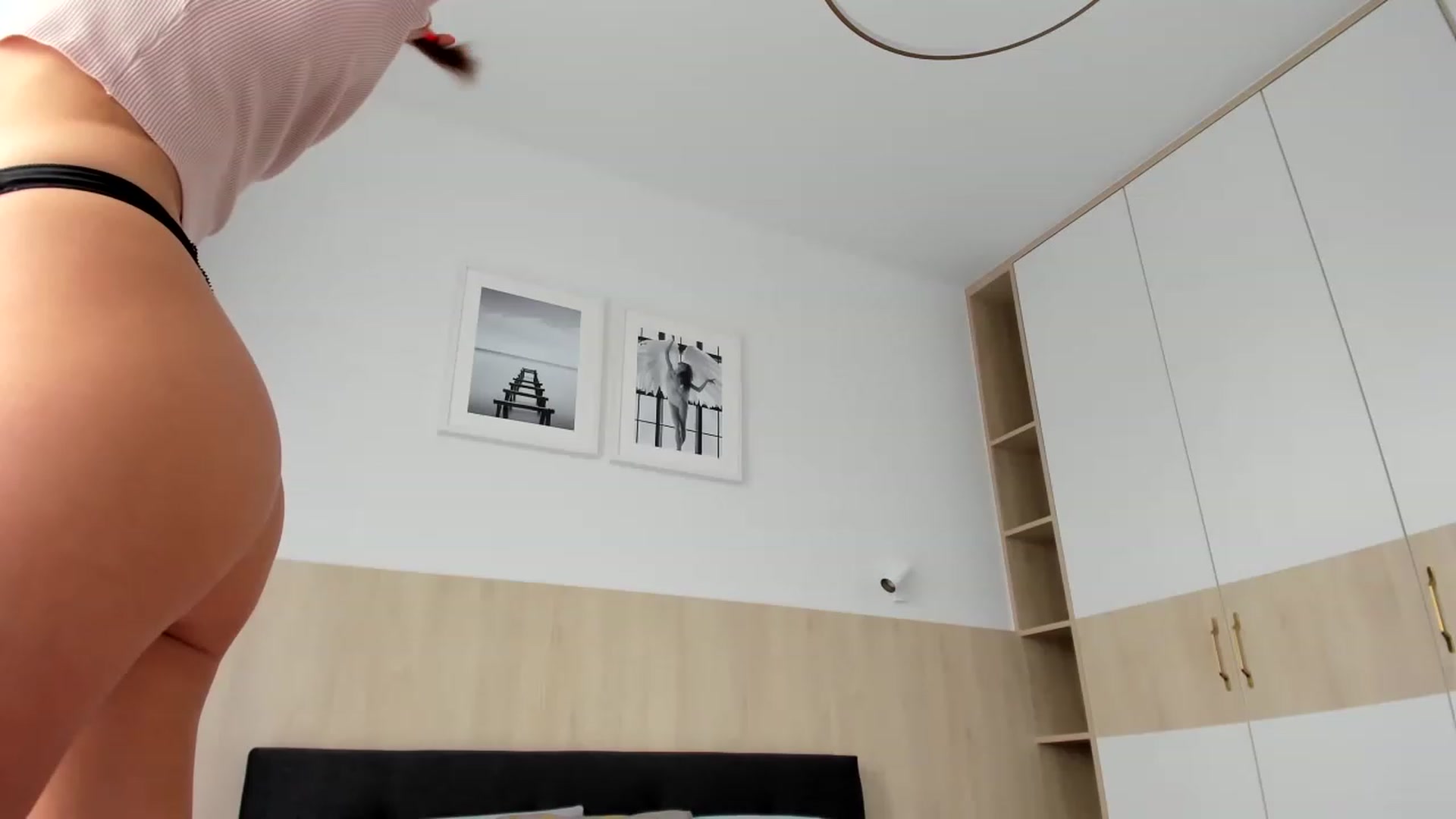 Gallery image thumbnail from EliinaGreen's myfreecams stream on, 03/21/2023, 09:39 image 8 of 20