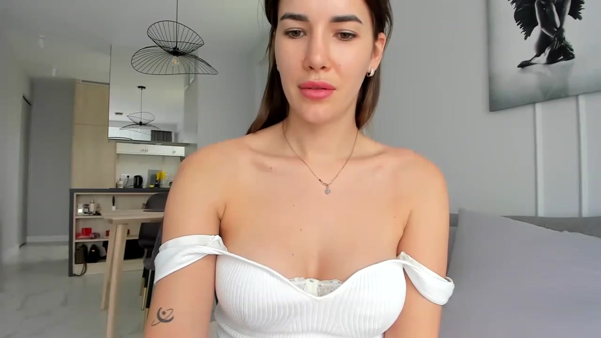 Gallery image thumbnail from EliinaGreen's myfreecams stream on, 05/19/2023, 09:58 image 11 of 20