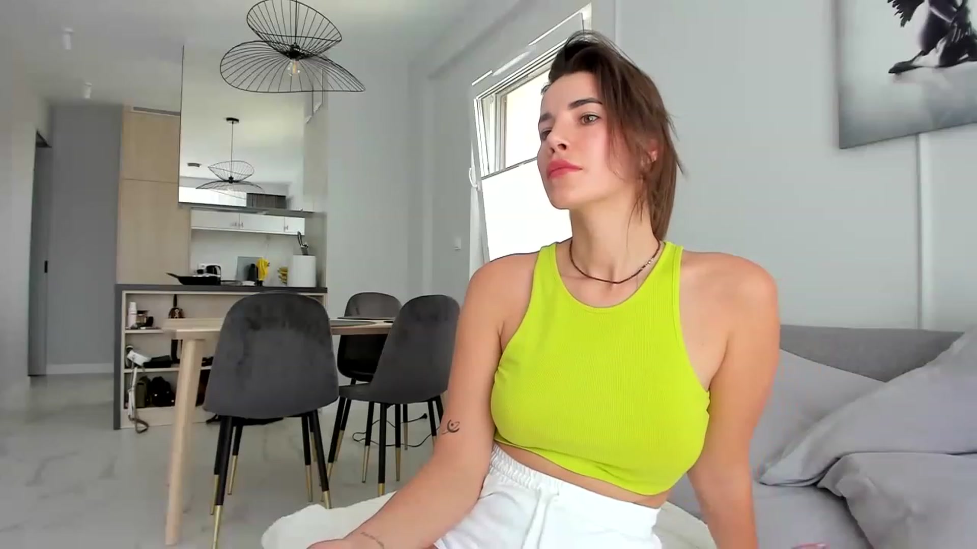 Gallery image thumbnail from EliinaGreen's myfreecams stream on, 06/26/2023, 09:15 image 18 of 20