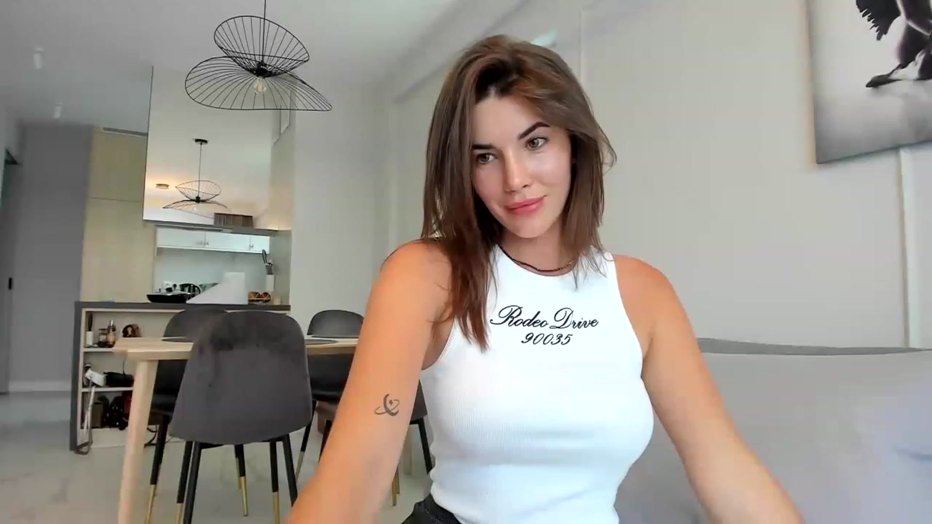 Gallery image thumbnail from EliinaGreen's myfreecams stream on, 06/29/2023, 17:12 image 6 of 20
