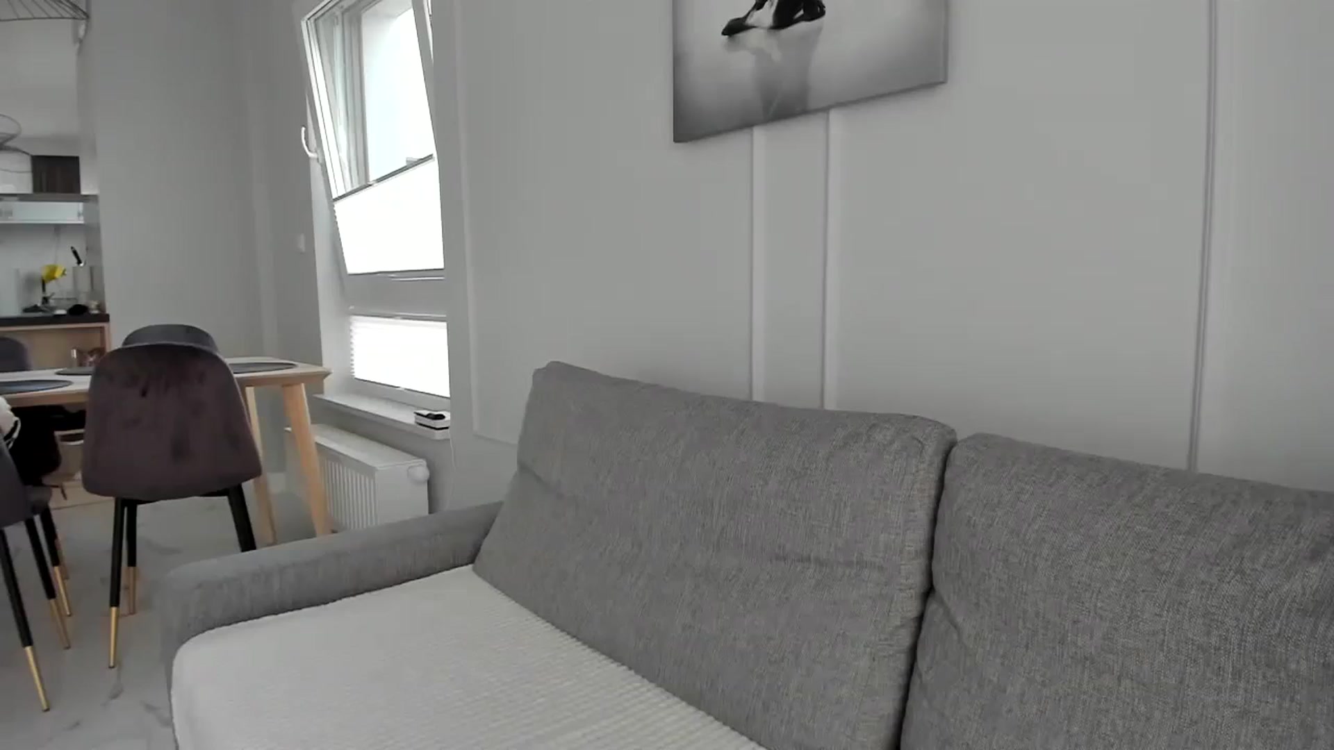 Gallery image thumbnail from EliinaGreen's myfreecams stream on, 08/10/2023, 17:49 image 8 of 20