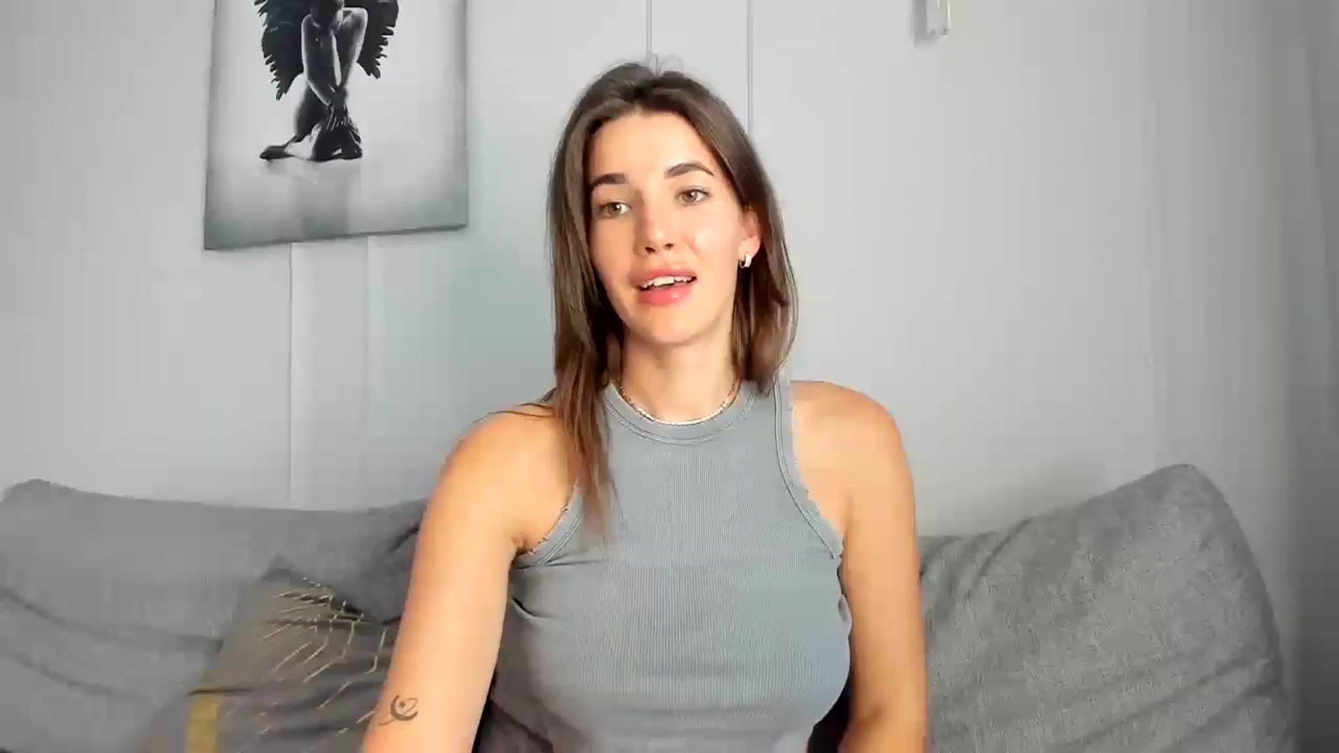 Gallery image thumbnail from EliinaGreen's myfreecams stream on, 09/25/2023, 17:47 image 1 of 20