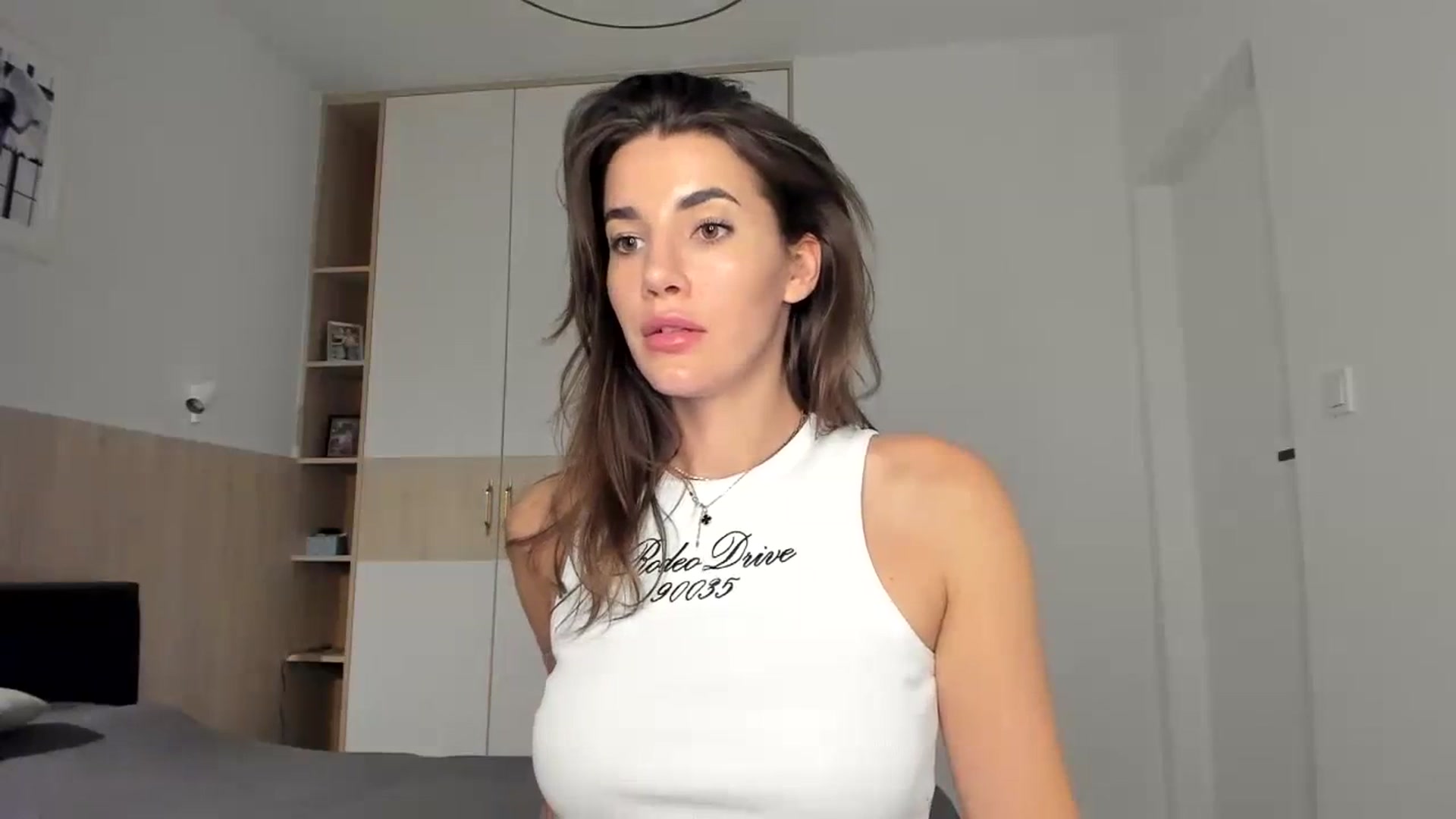 Gallery image thumbnail from EliinaGreen's myfreecams stream on, 10/08/2023, 19:05 image 2 of 20