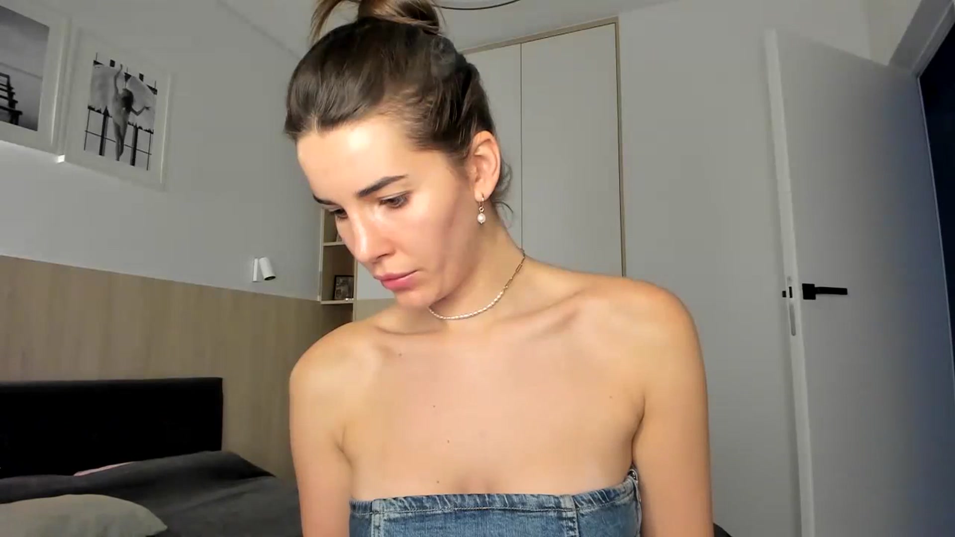 Gallery image thumbnail from EliinaGreen's myfreecams stream on, 11/28/2023, 17:33 image 20 of 20