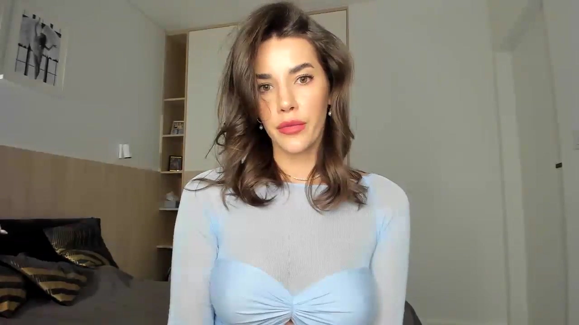 Gallery image thumbnail from EliinaGreen's myfreecams stream on, 12/06/2023, 16:29 image 12 of 20