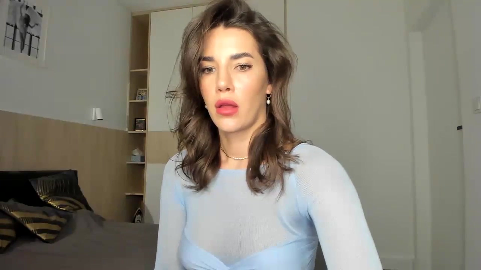 Gallery image thumbnail from EliinaGreen's myfreecams stream on, 12/06/2023, 17:12 image 16 of 20