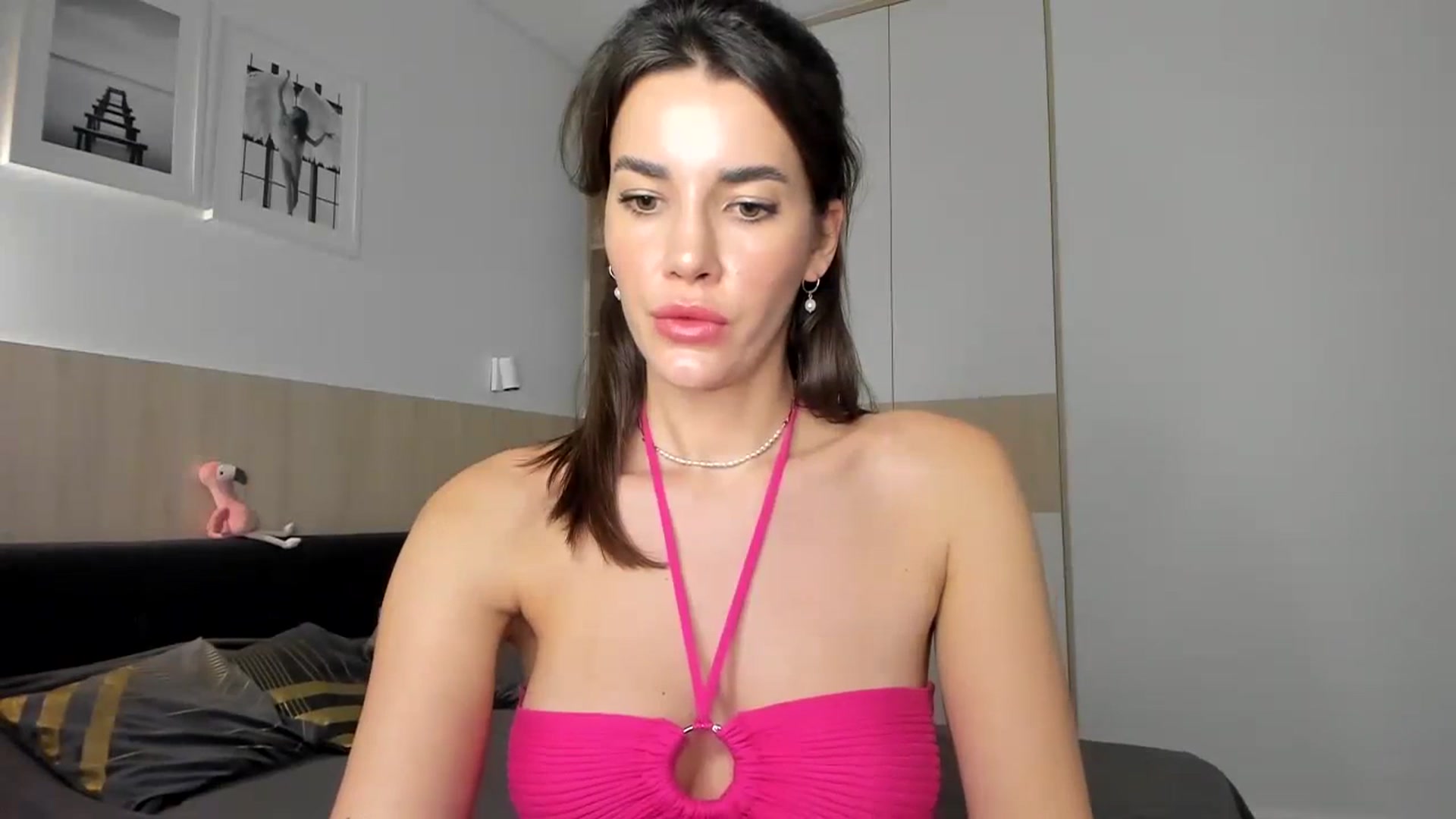 Gallery image thumbnail from EliinaGreen's myfreecams stream on, 12/12/2023, 16:39 image 6 of 20