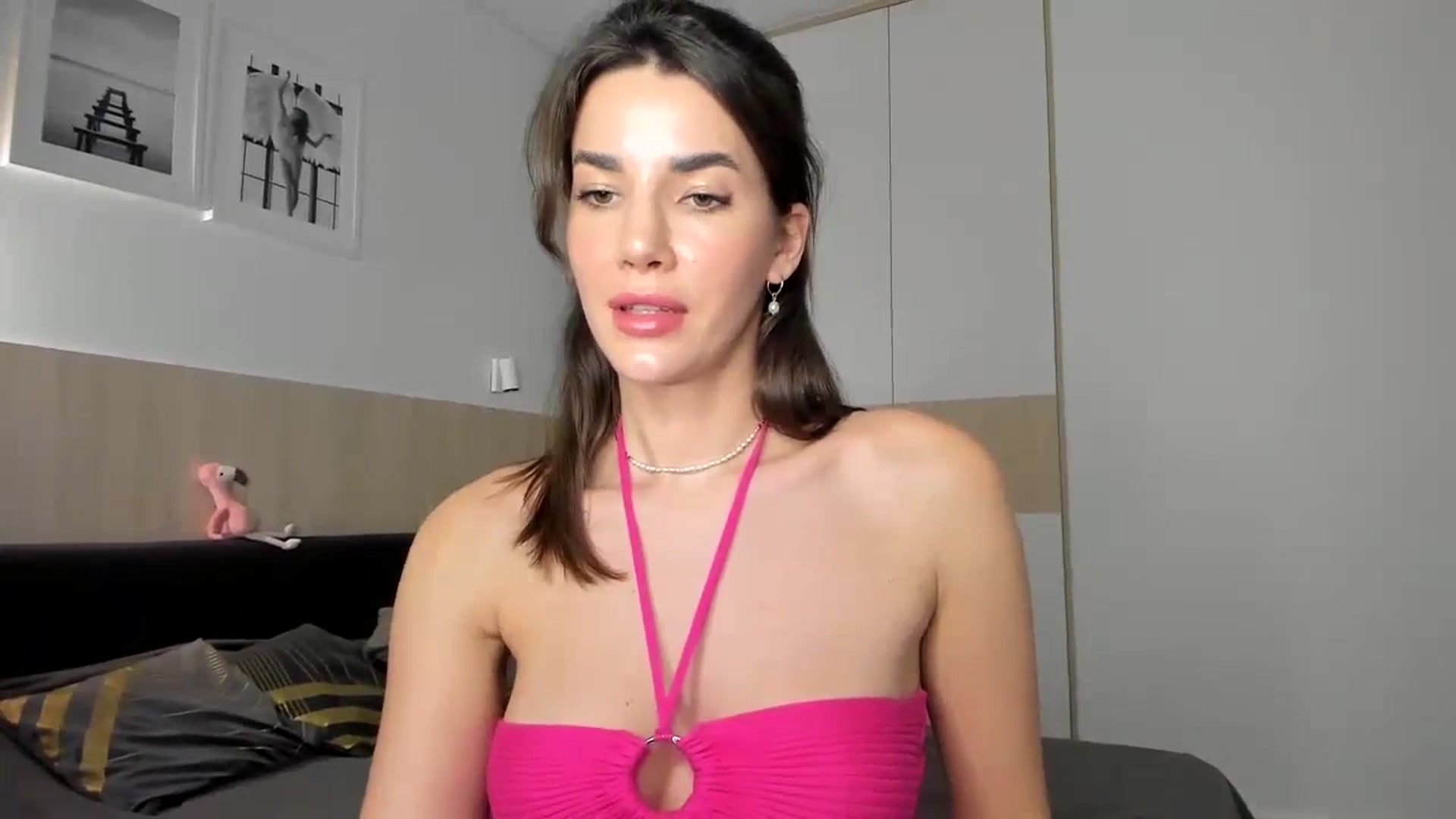 Gallery image thumbnail from EliinaGreen's myfreecams stream on, 12/12/2023, 16:39 image 8 of 20
