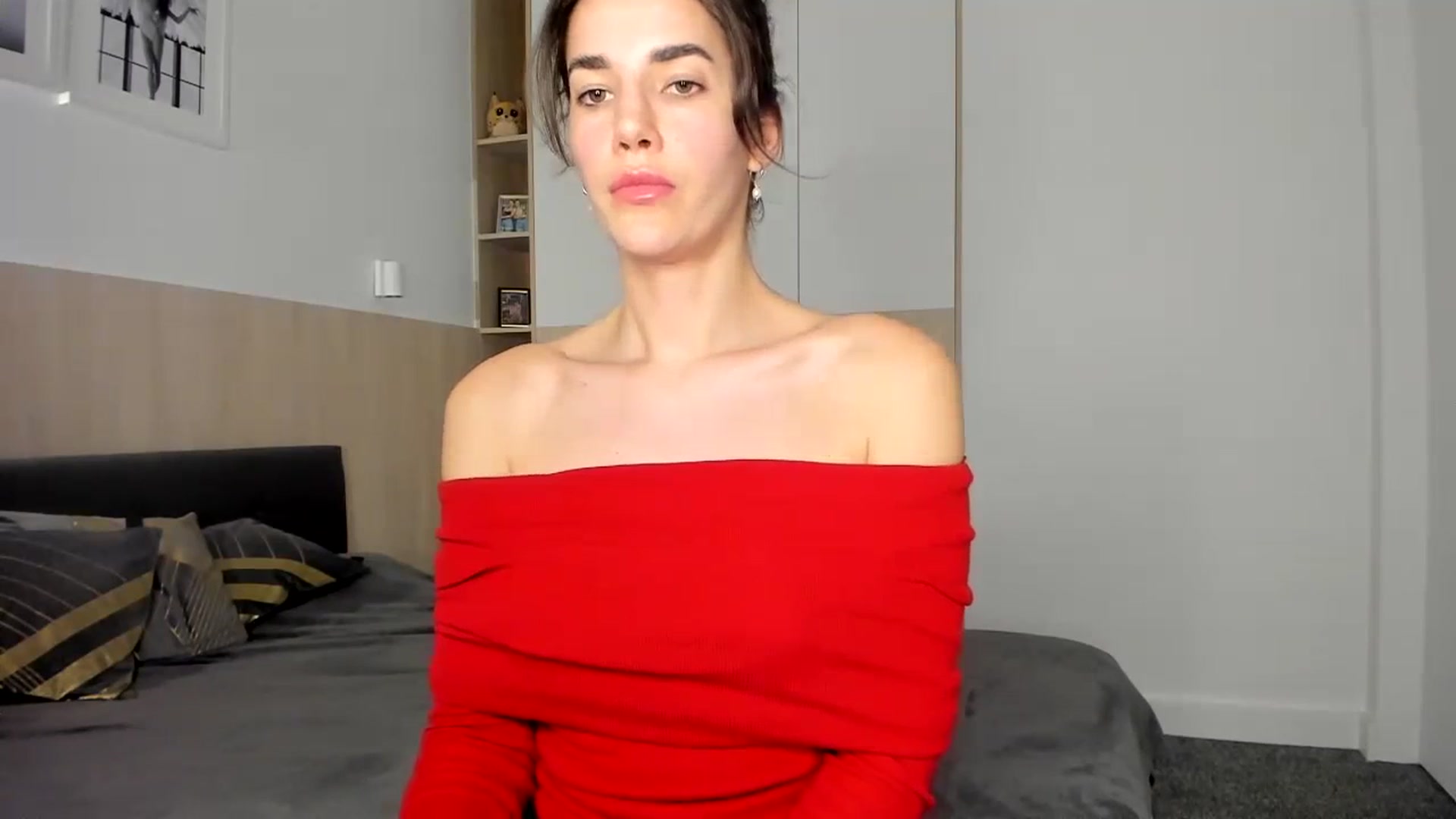Gallery image thumbnail from EliinaGreen's myfreecams stream on, 12/19/2023, 21:22 image 7 of 20