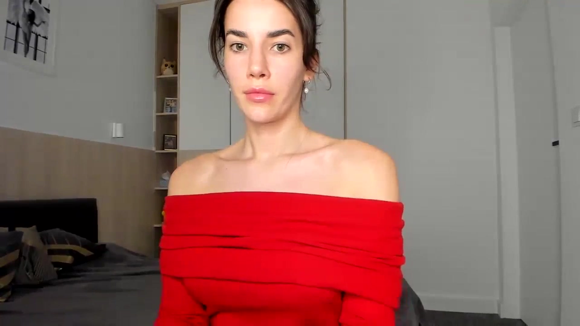 Gallery image thumbnail from EliinaGreen's myfreecams stream on, 12/19/2023, 21:47 image 4 of 20