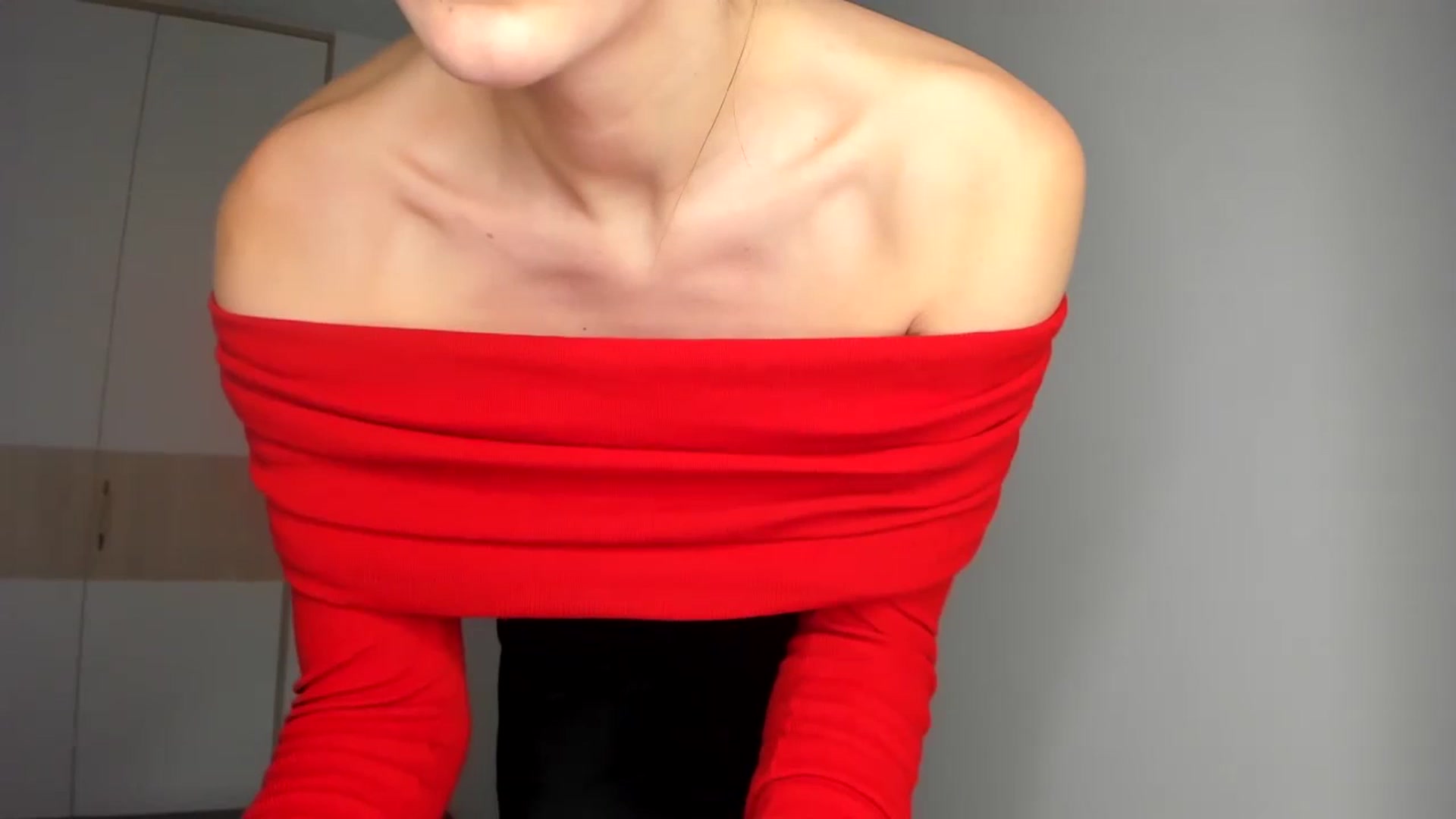 Gallery image thumbnail from EliinaGreen's myfreecams stream on, 12/19/2023, 21:47 image 2 of 20