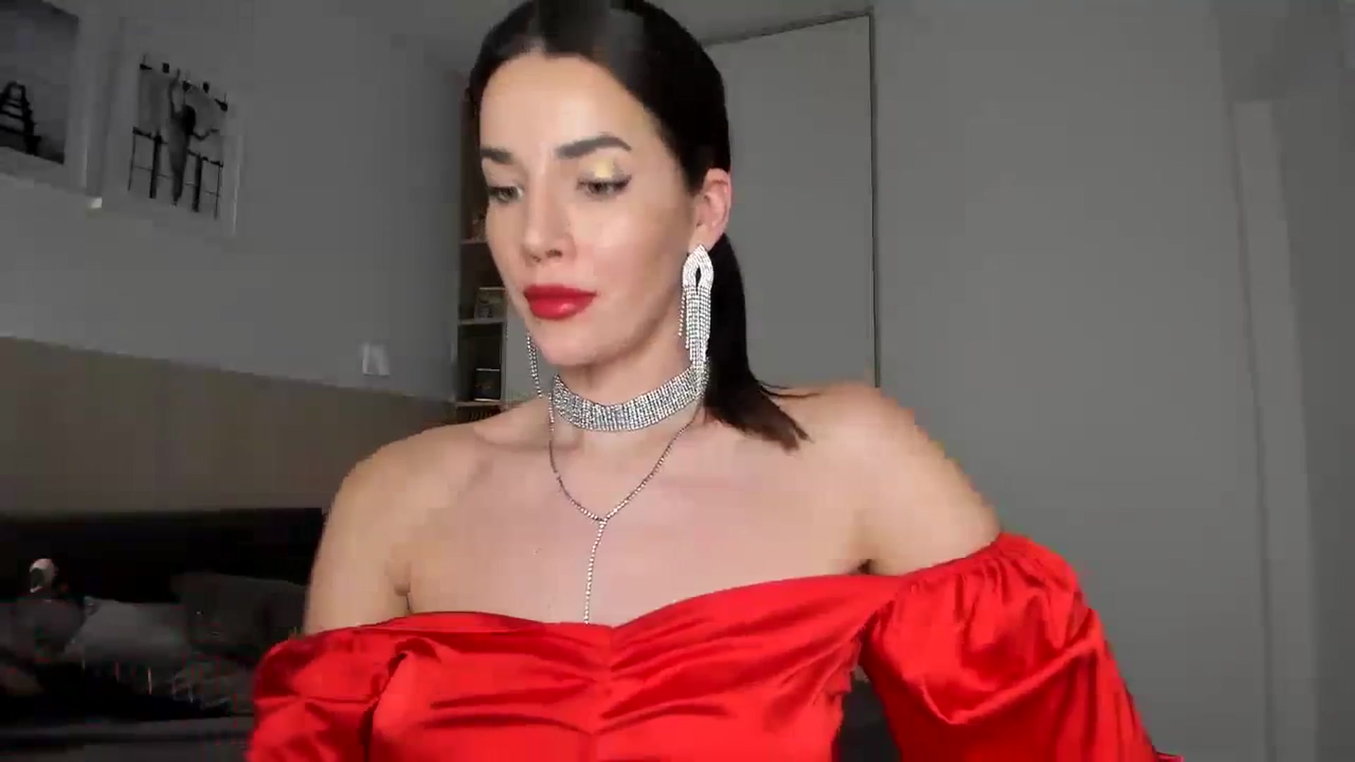 Gallery image thumbnail from EliinaGreen's myfreecams stream on, 12/23/2023, 20:01 image 2 of 20
