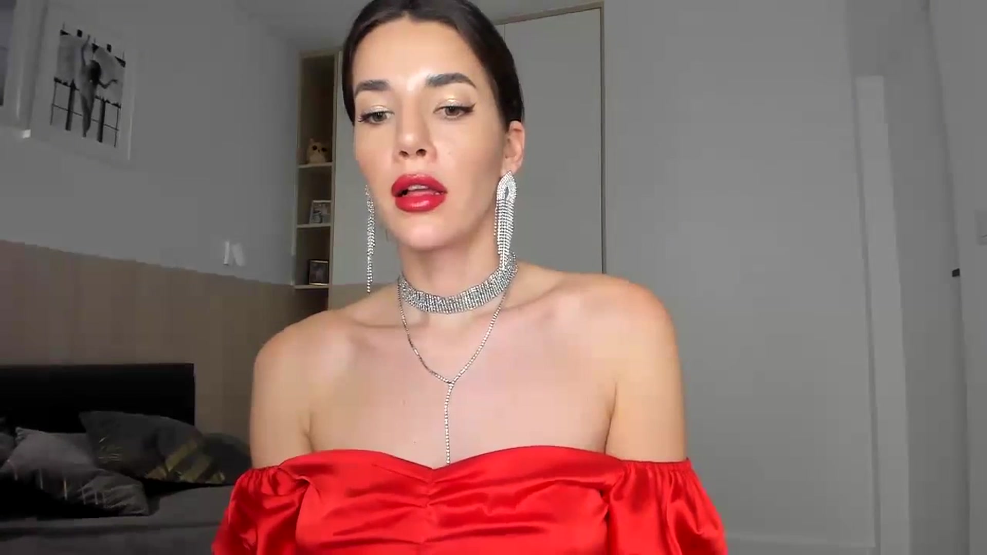 Gallery image thumbnail from EliinaGreen's myfreecams stream on, 12/23/2023, 20:01 image 15 of 20