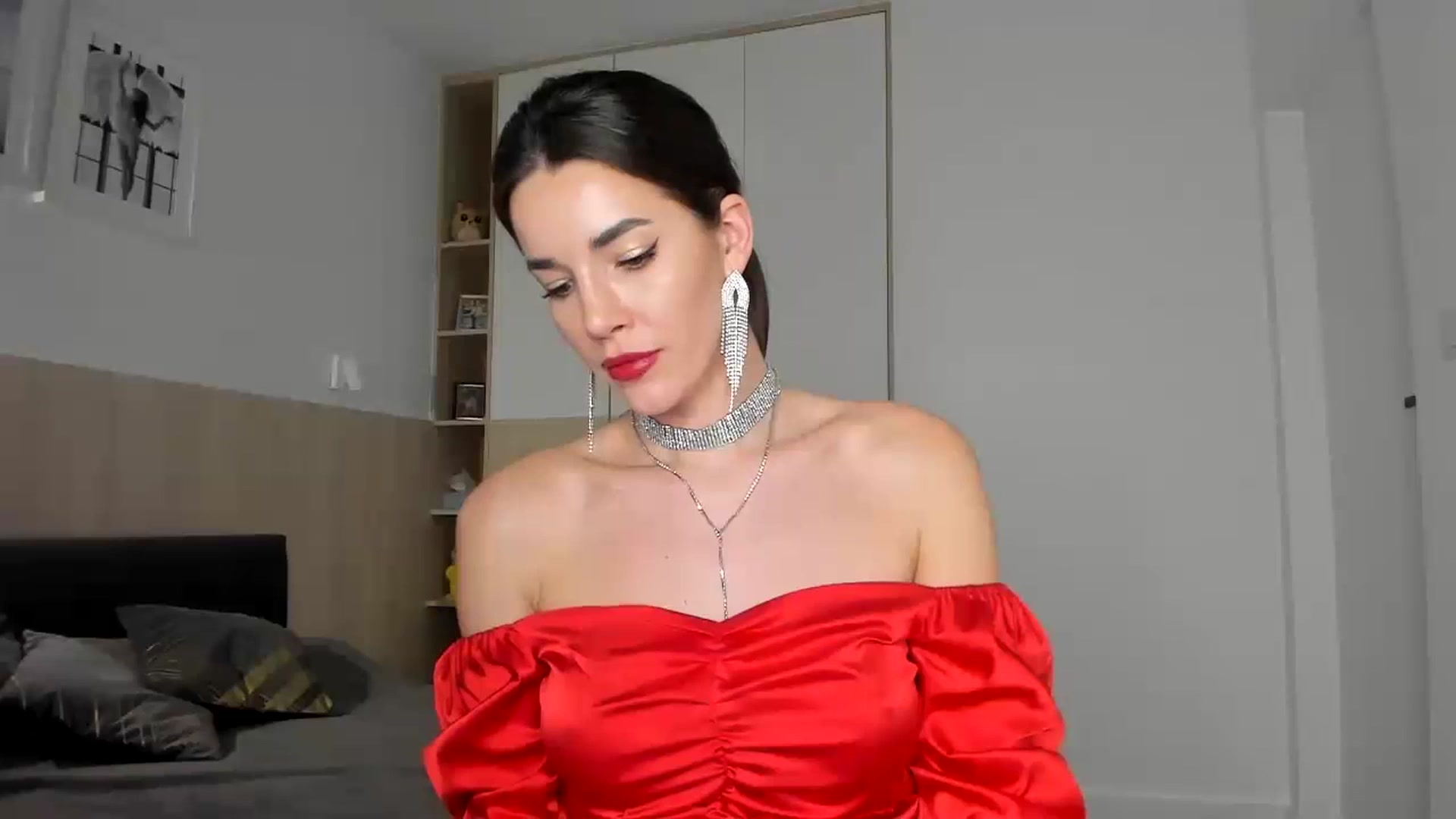 Gallery image thumbnail from EliinaGreen's myfreecams stream on, 12/23/2023, 20:01 image 9 of 20