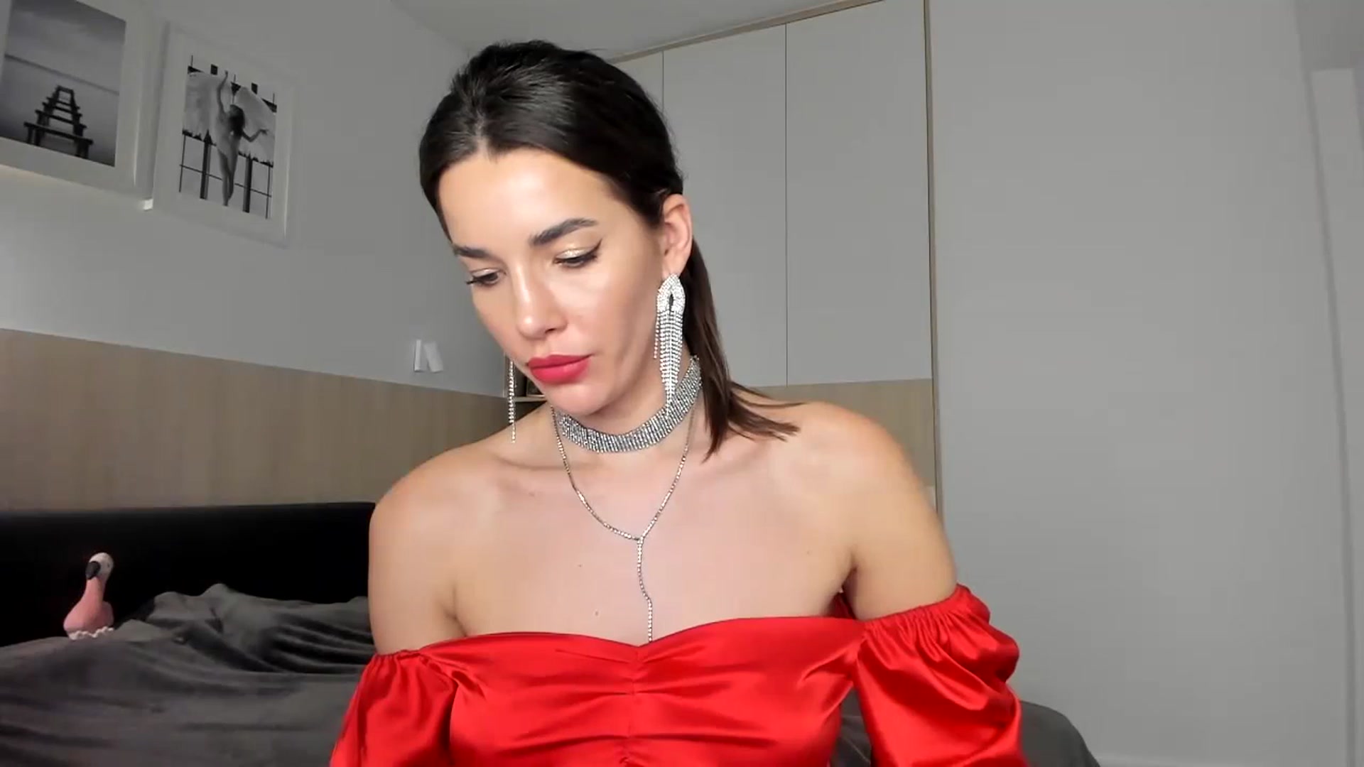 Gallery image thumbnail from EliinaGreen's myfreecams stream on, 12/23/2023, 21:23 image 8 of 20