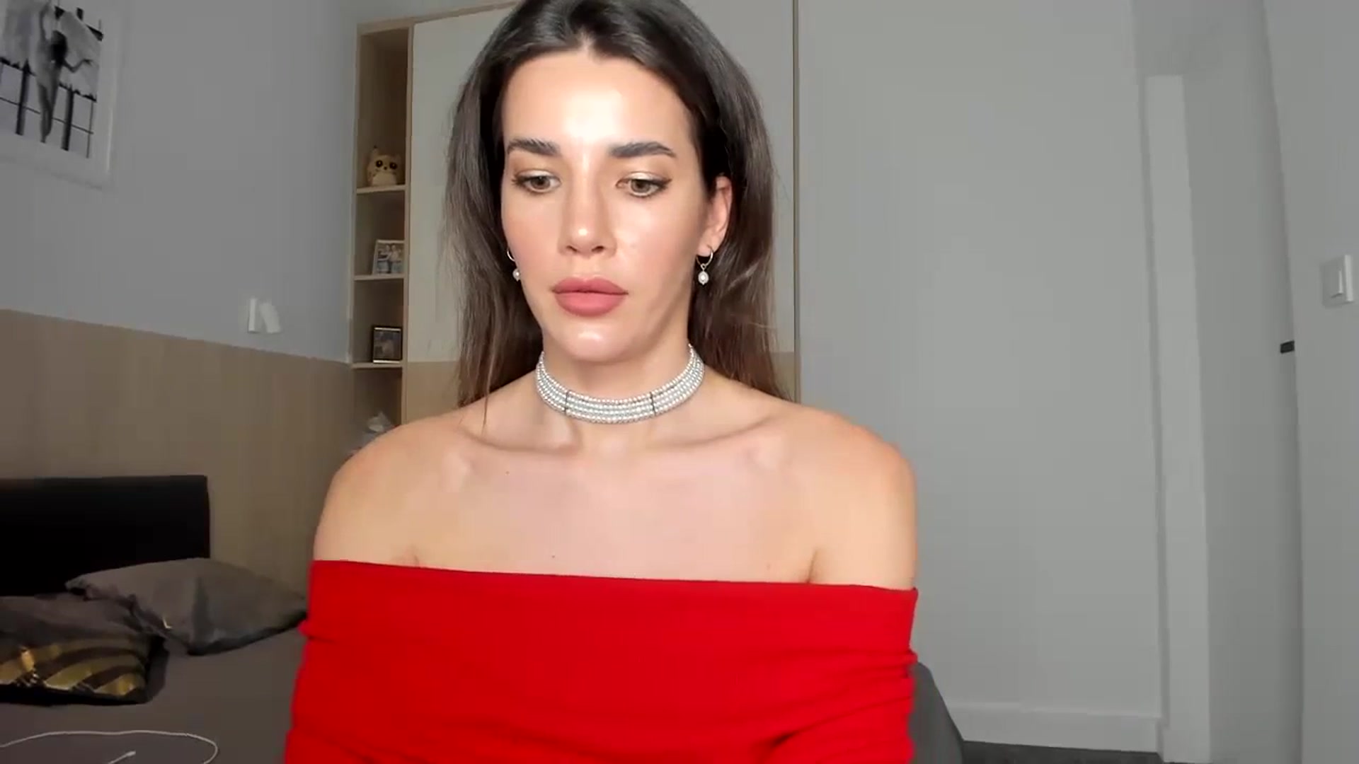 Gallery image thumbnail from EliinaGreen's myfreecams stream on, 12/24/2023, 15:08 image 4 of 20