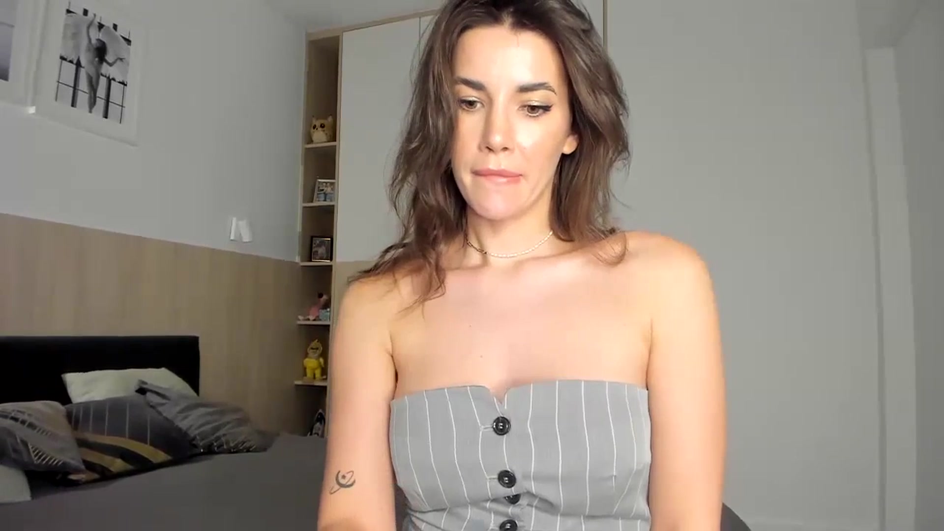 Gallery image thumbnail from EliinaGreen's myfreecams stream on, 01/30/2024, 17:58 image 18 of 20