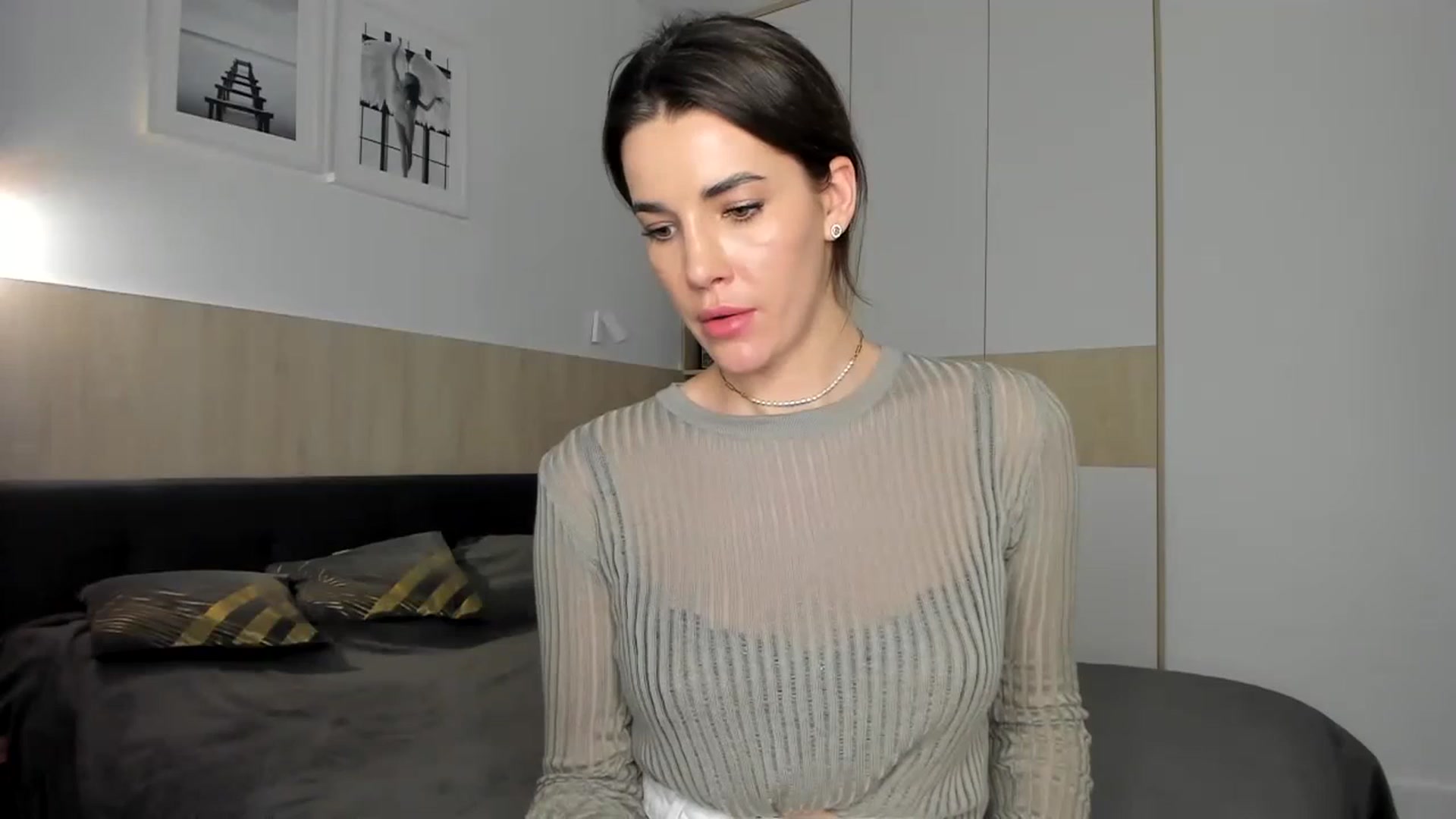 Gallery image thumbnail from EliinaGreen's myfreecams stream on, 02/26/2024, 21:28 image 12 of 20