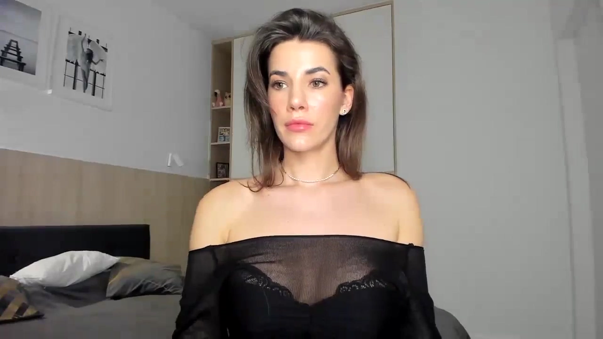 Gallery image thumbnail from EliinaGreen's myfreecams stream on, 03/06/2024, 20:44 image 9 of 20