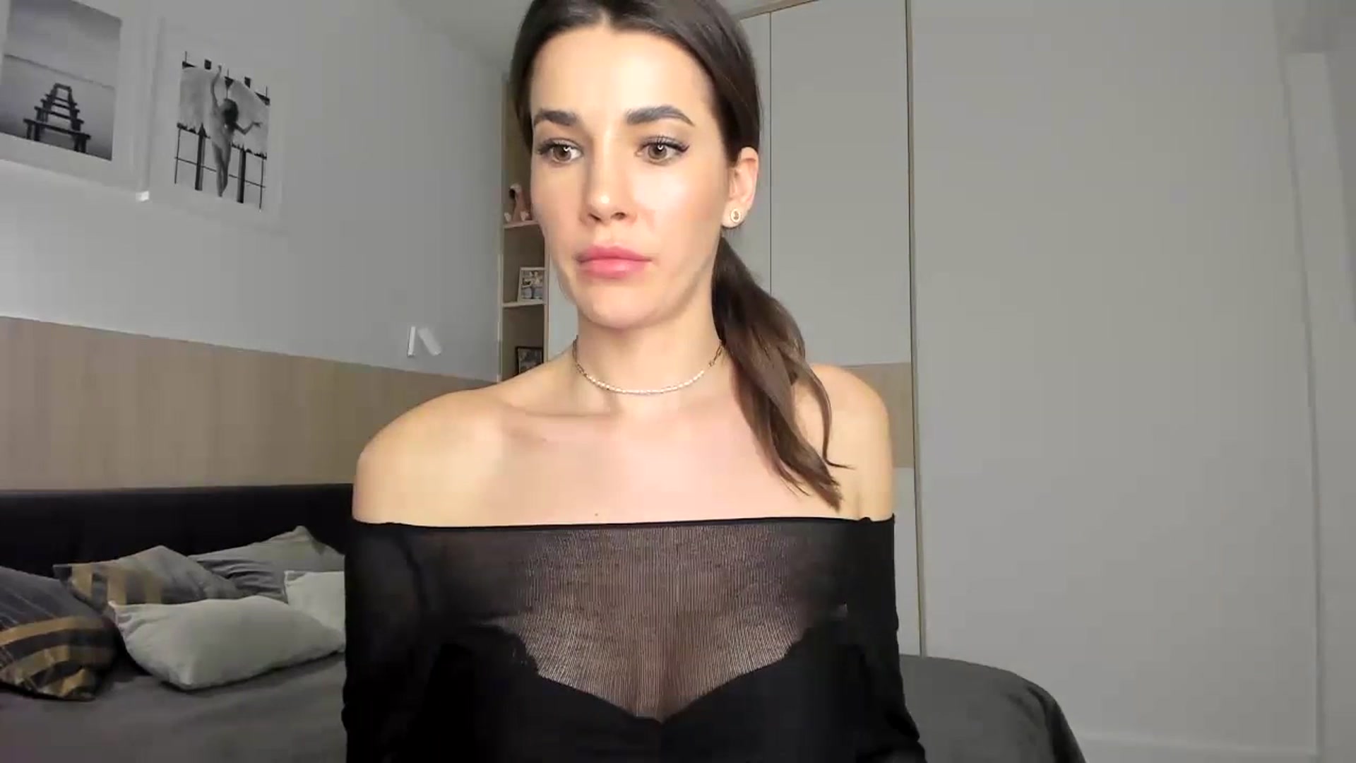 Gallery image thumbnail from EliinaGreen's myfreecams stream on, 03/07/2024, 19:38 image 5 of 20